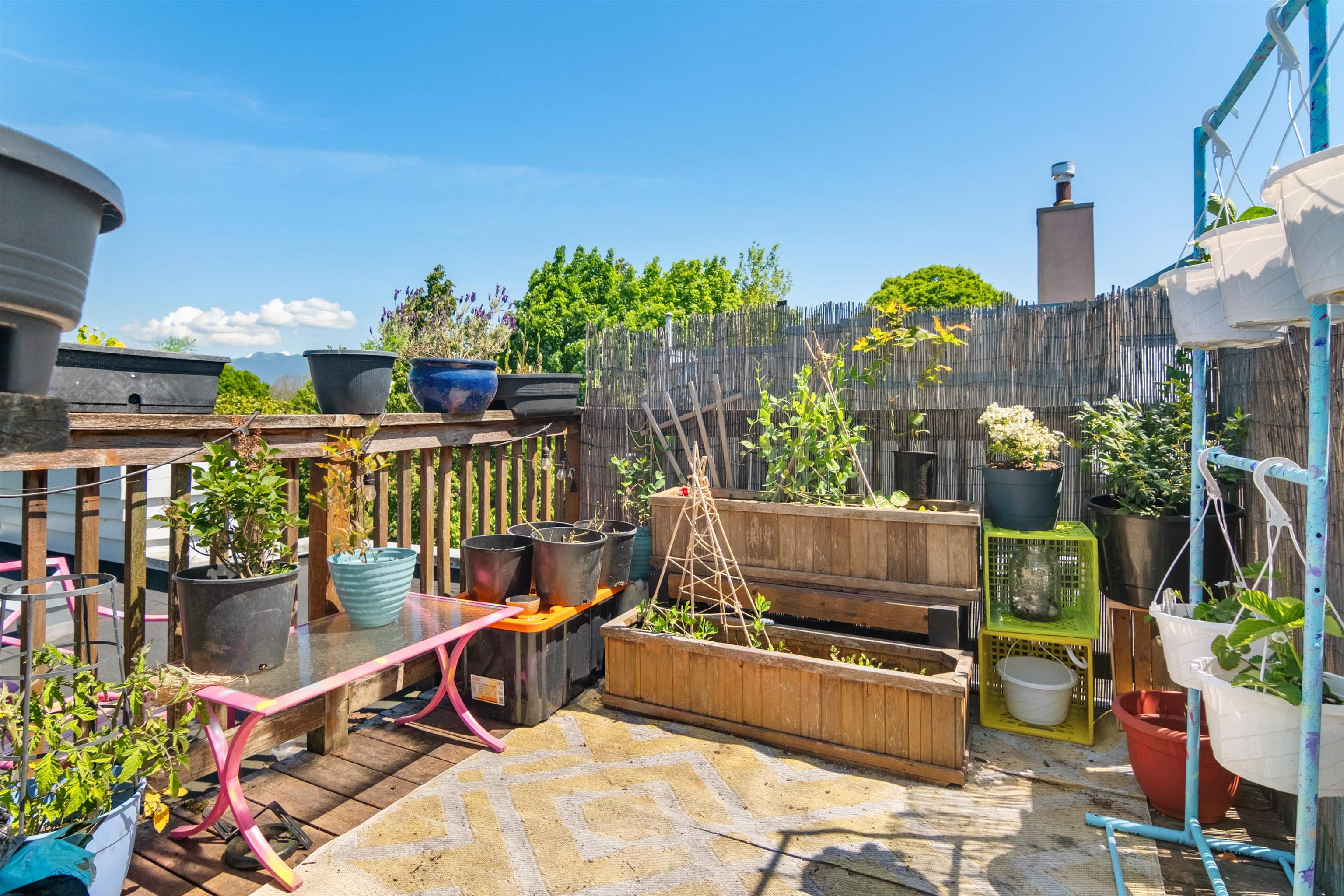 PH1 120 GARDEN DRIVE