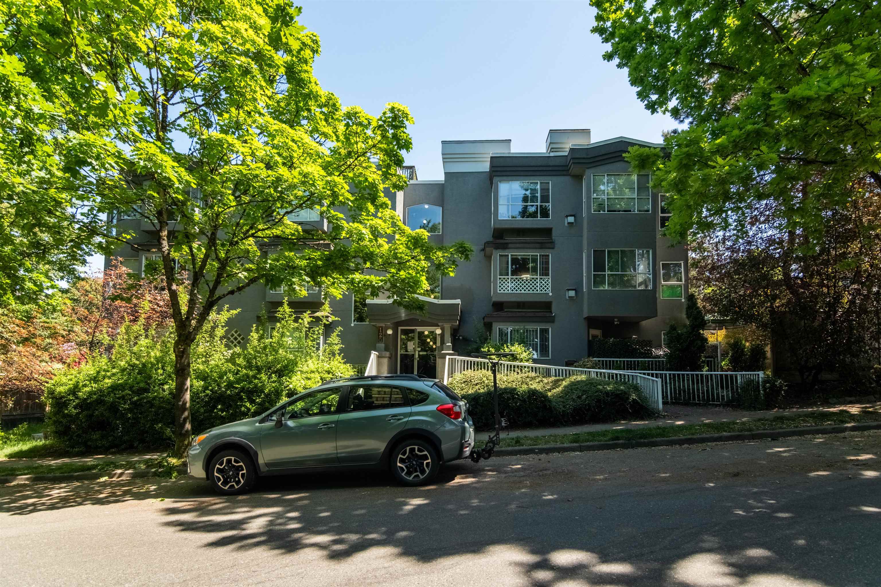 PH1 120 GARDEN DRIVE