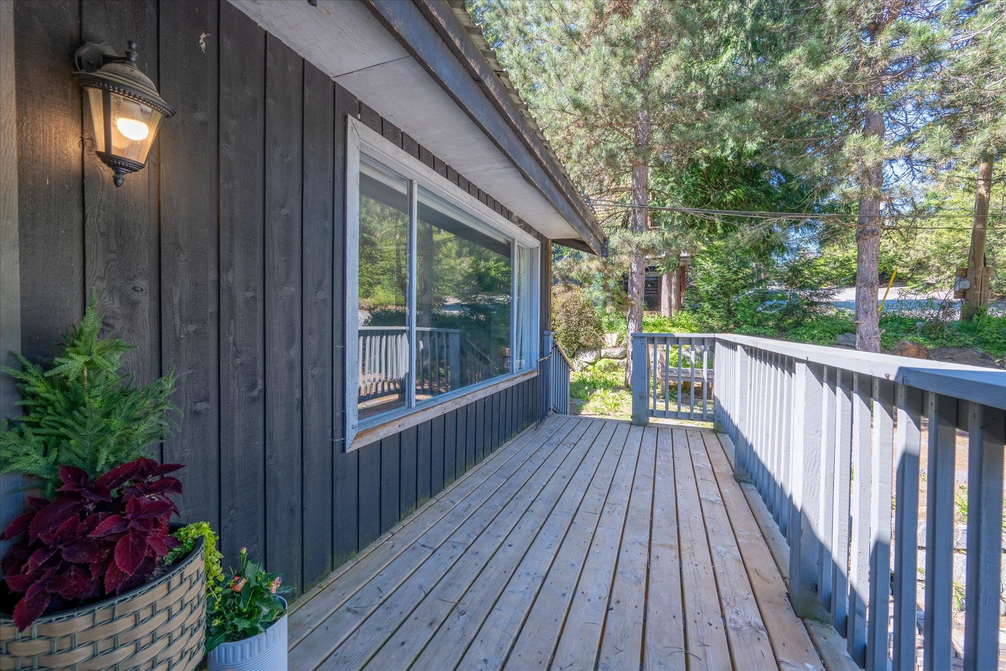3106 TYROL CRESCENT