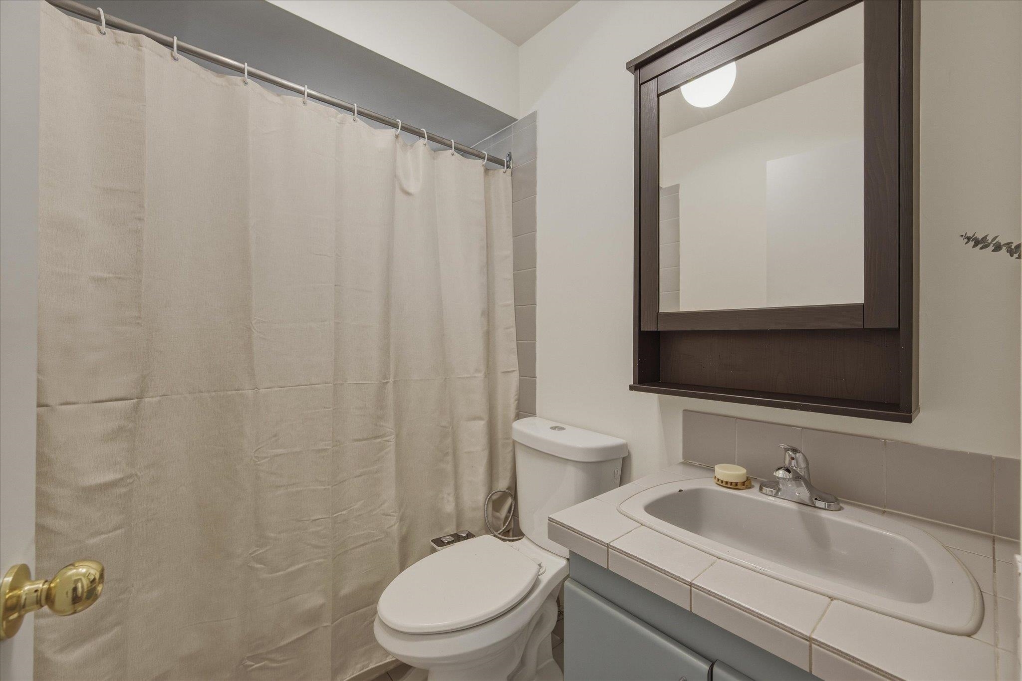 3106 TYROL CRESCENT