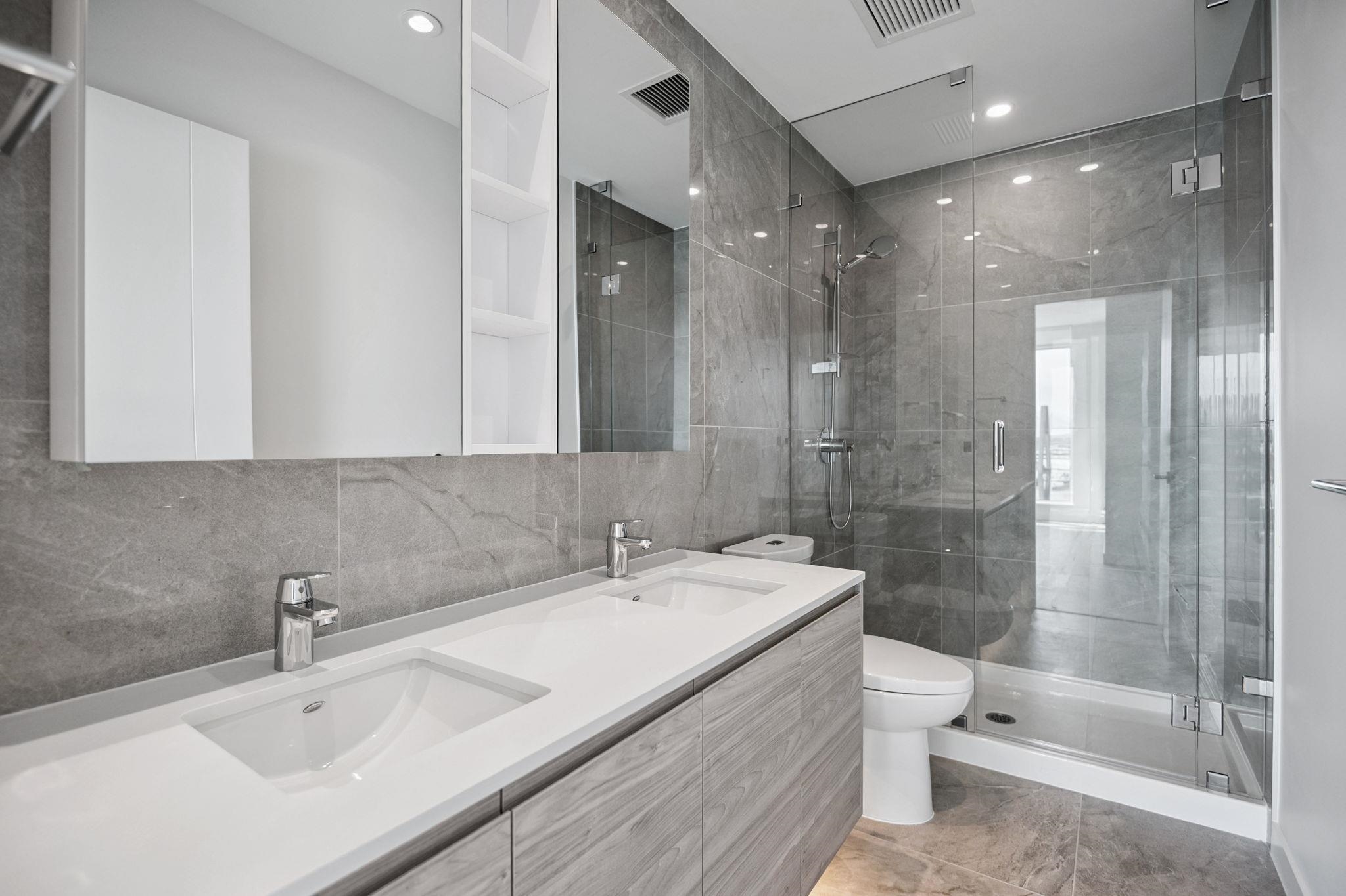 2401 660 QUAYSIDE DRIVE