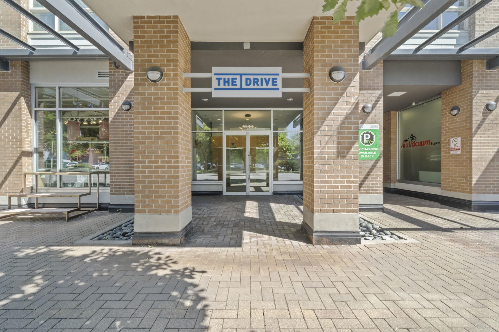 324 1330 MARINE DRIVE