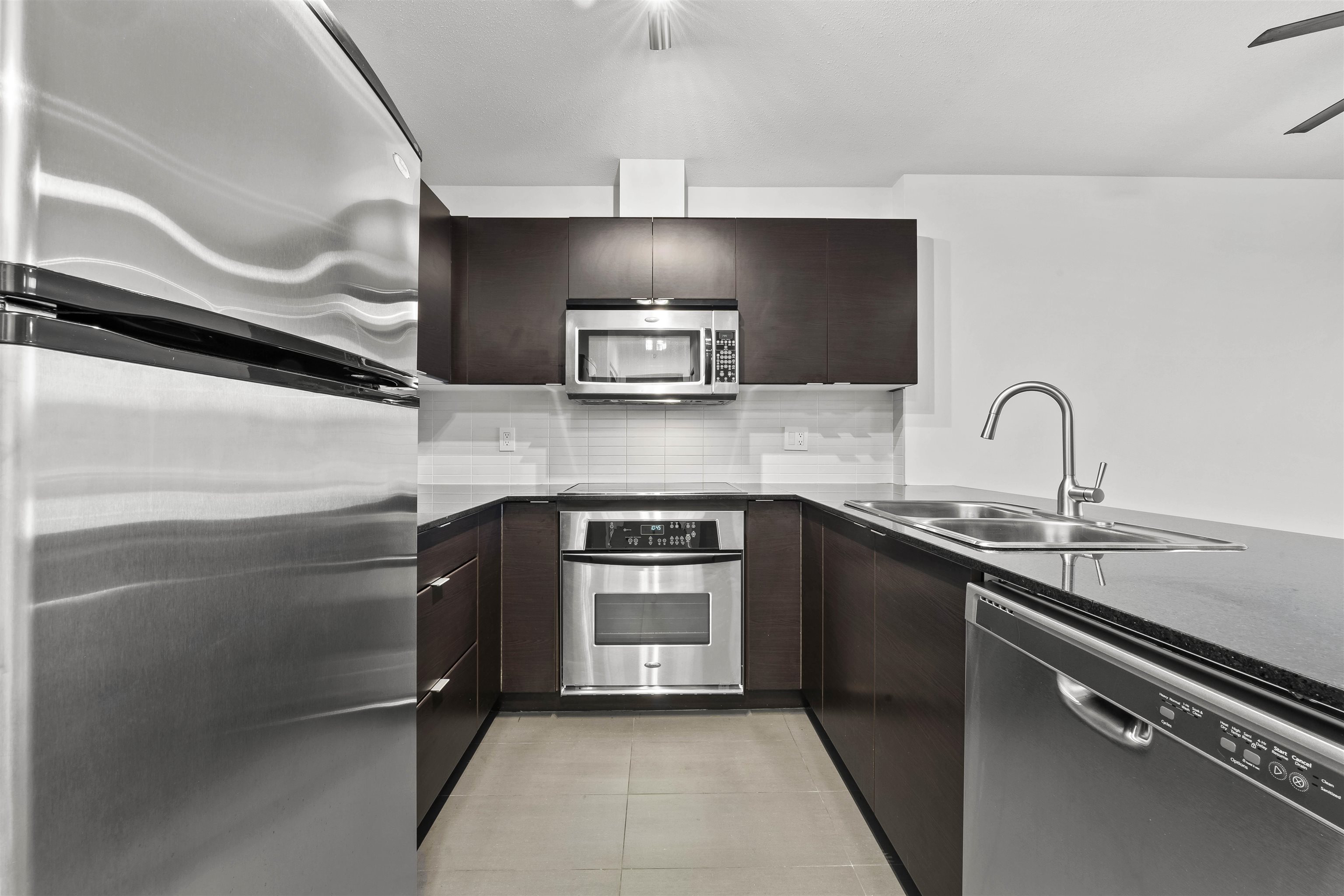 903 4182 DAWSON STREET