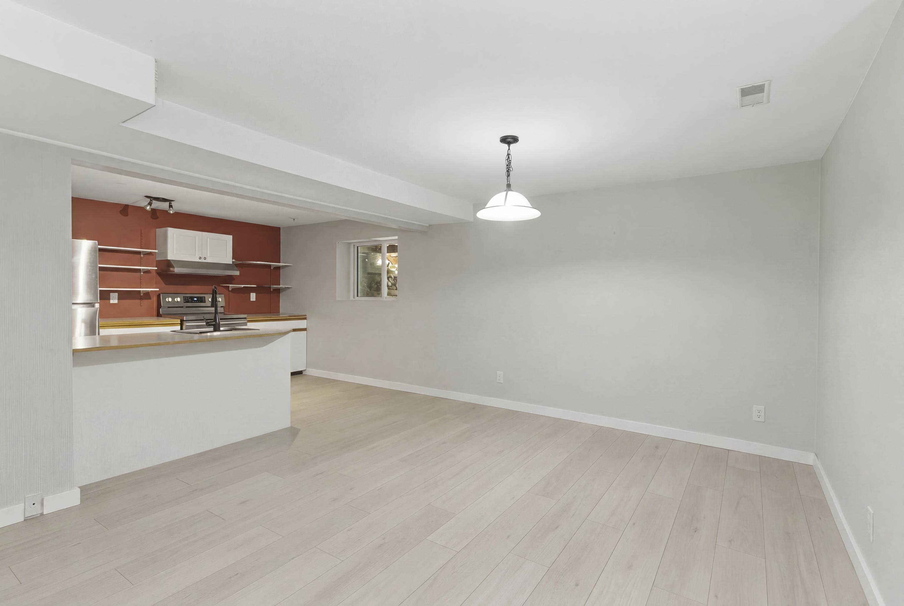 40102 SKYLINE PLACE