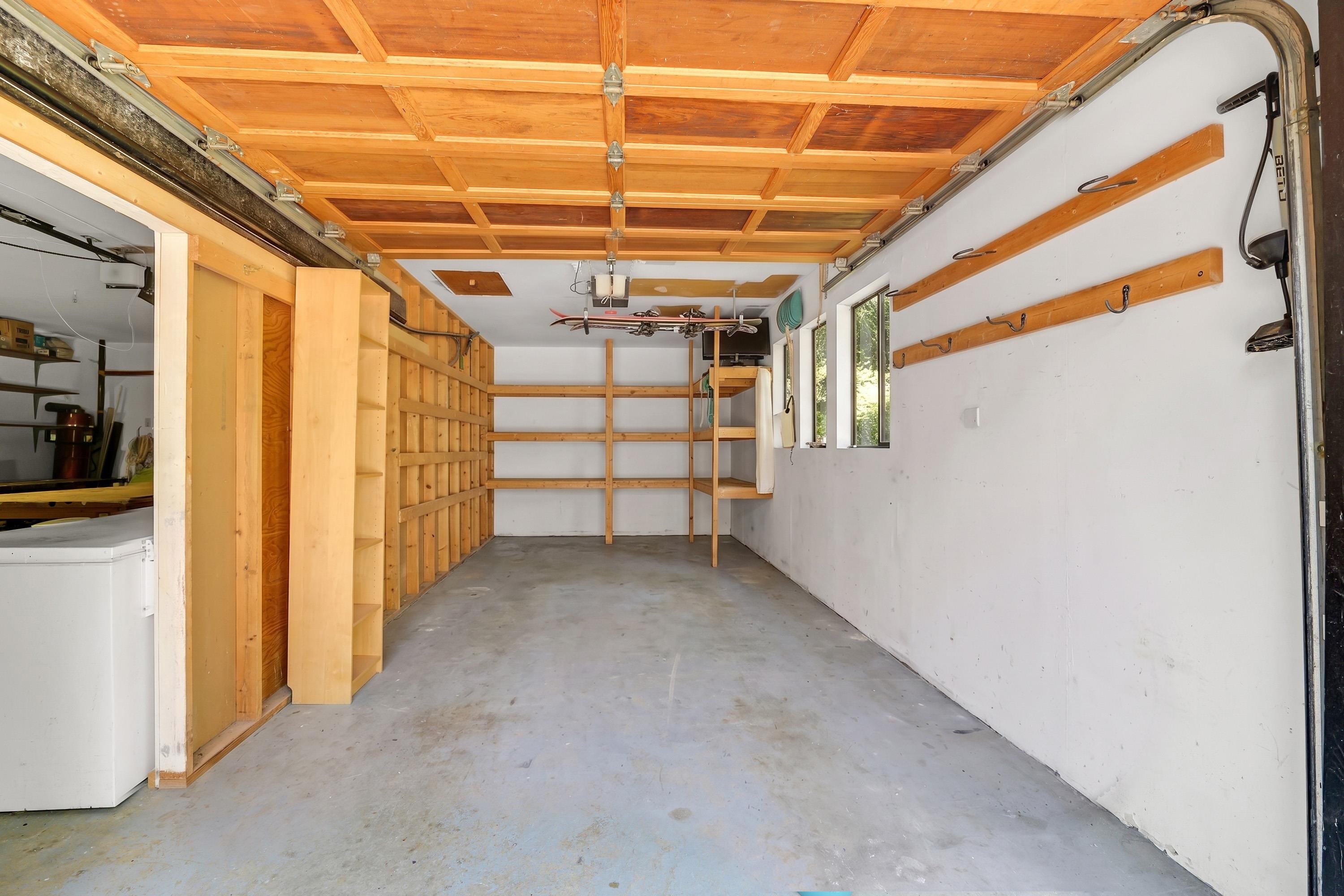 2539 JURA CRESCENT