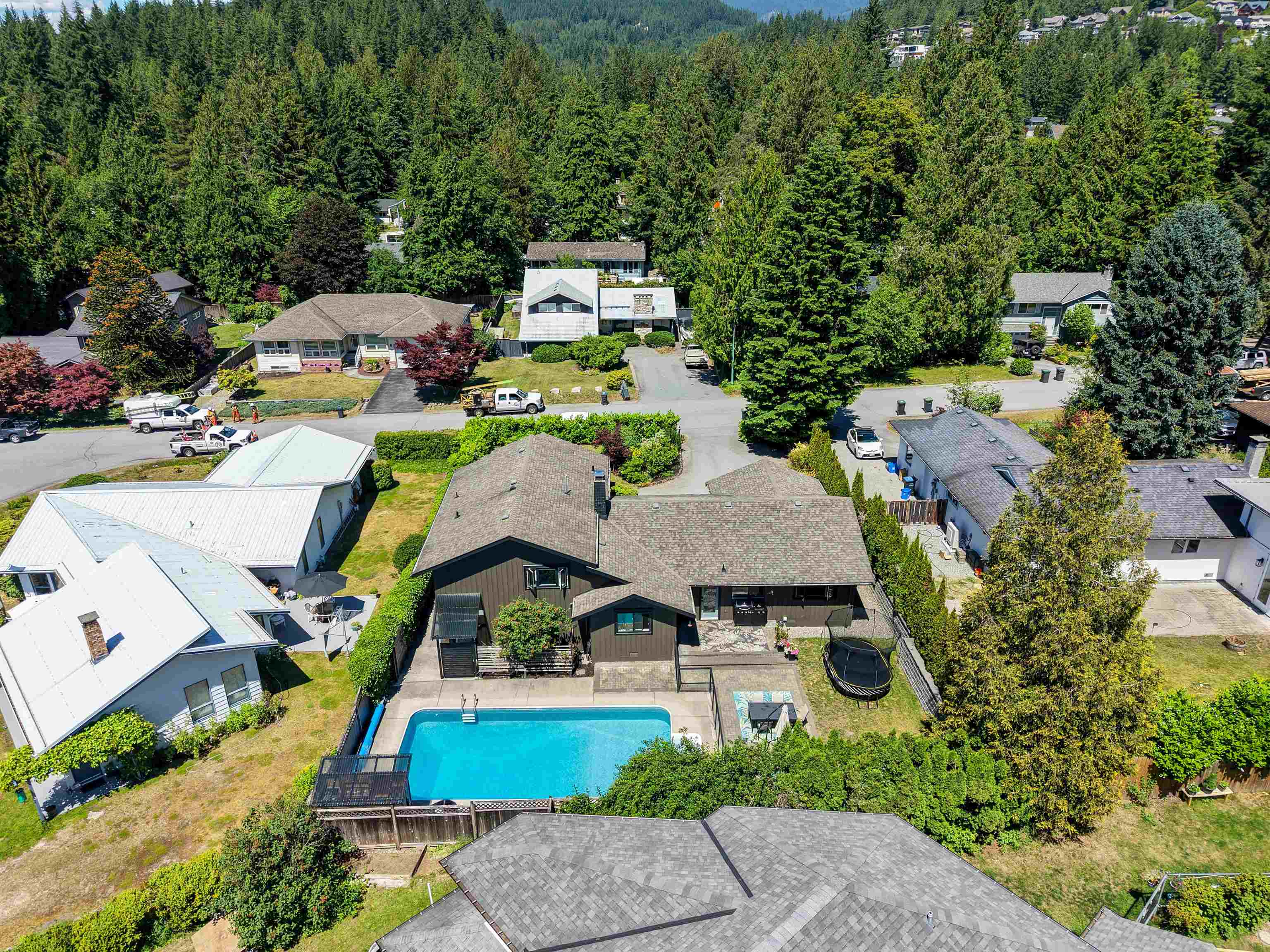 2539 JURA CRESCENT