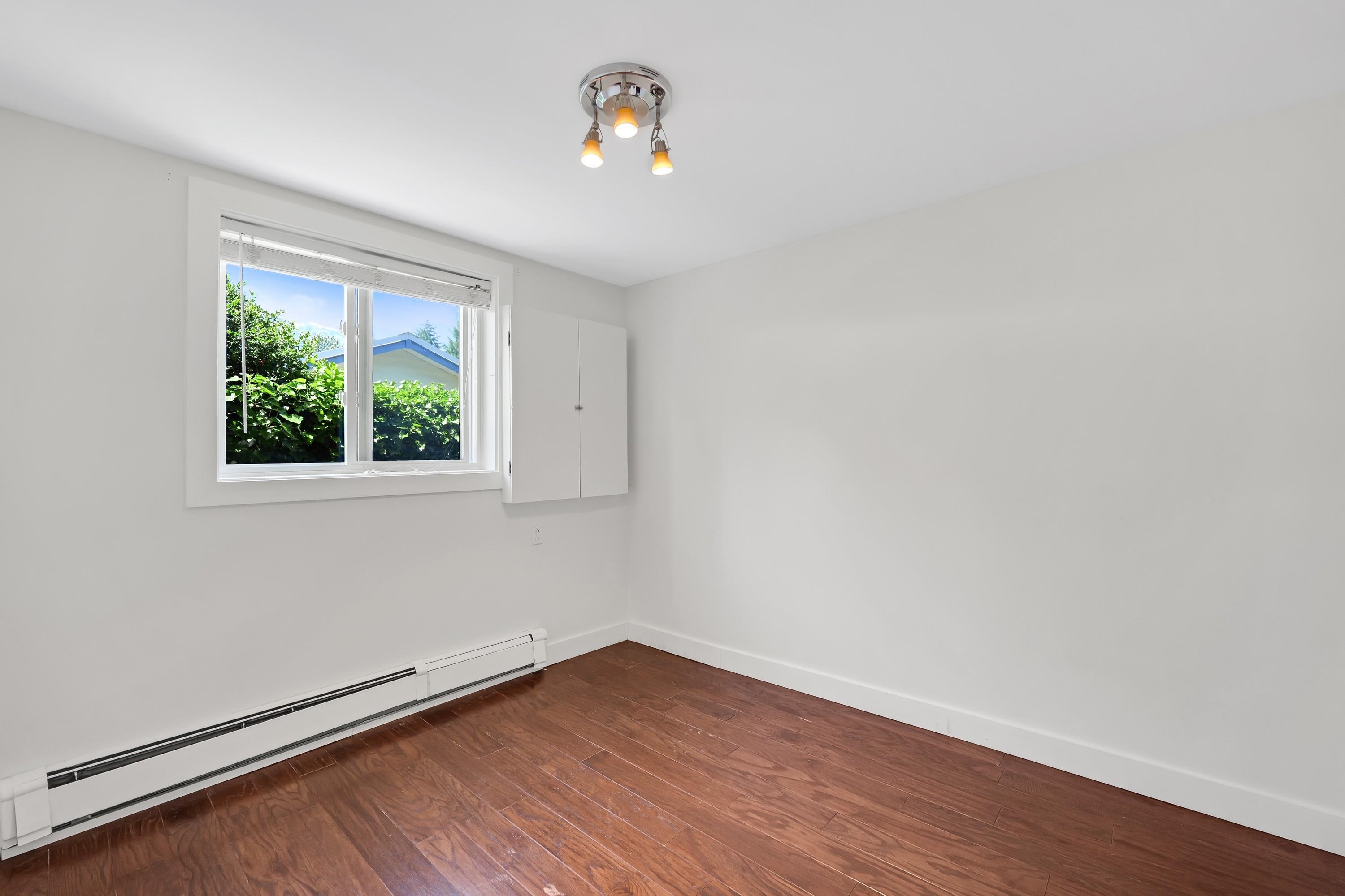 2539 JURA CRESCENT