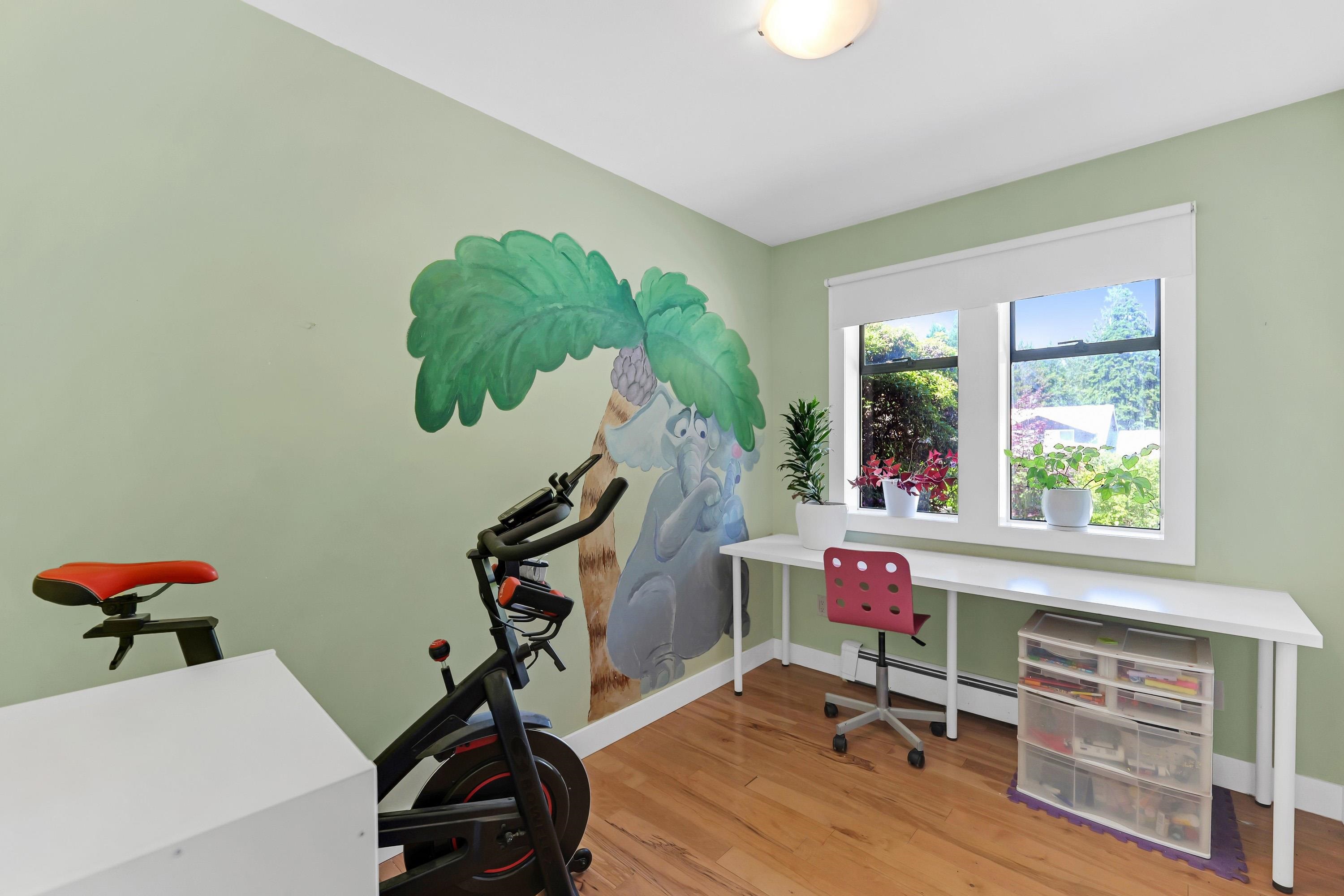 2539 JURA CRESCENT