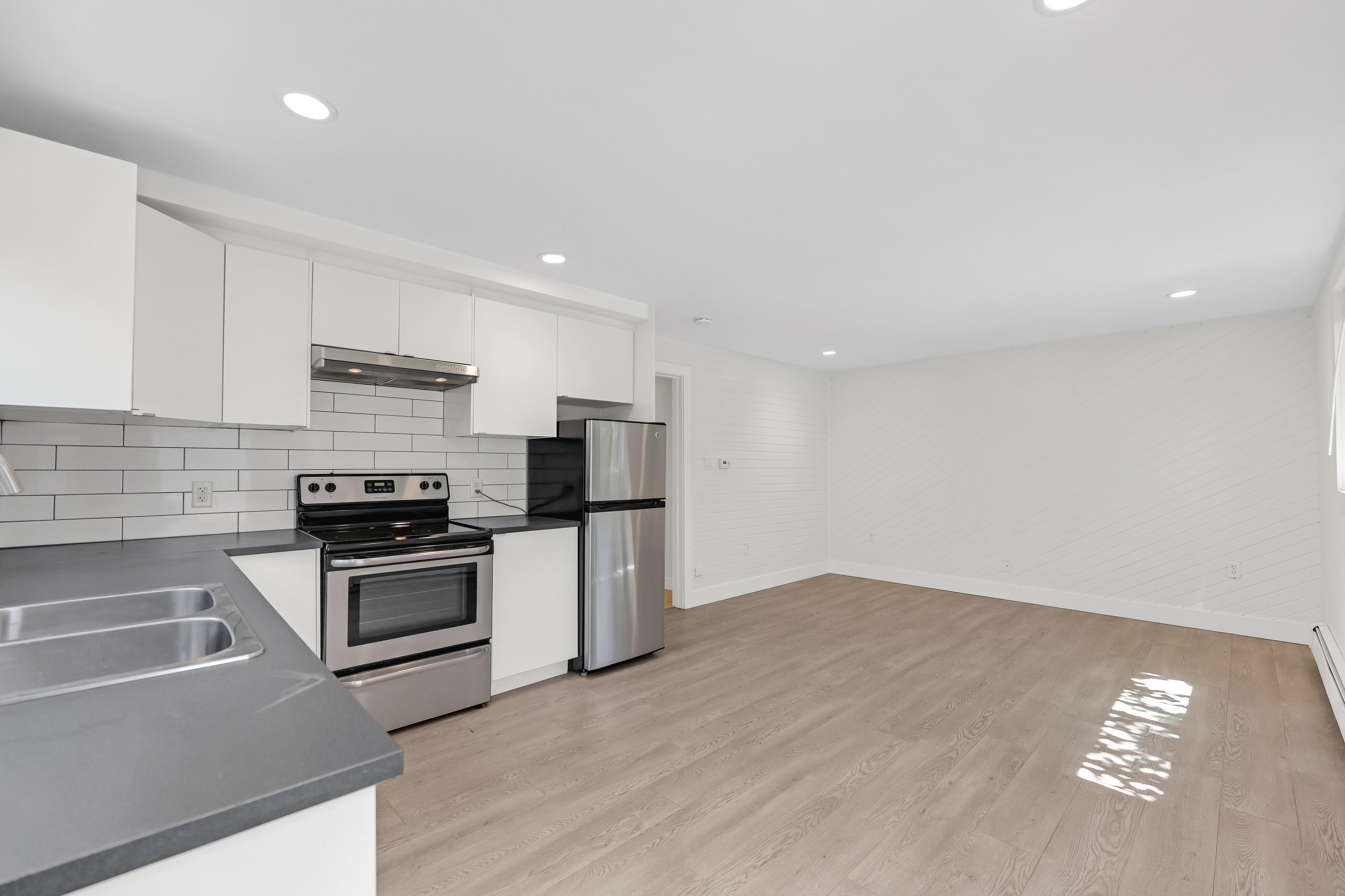 2539 JURA CRESCENT