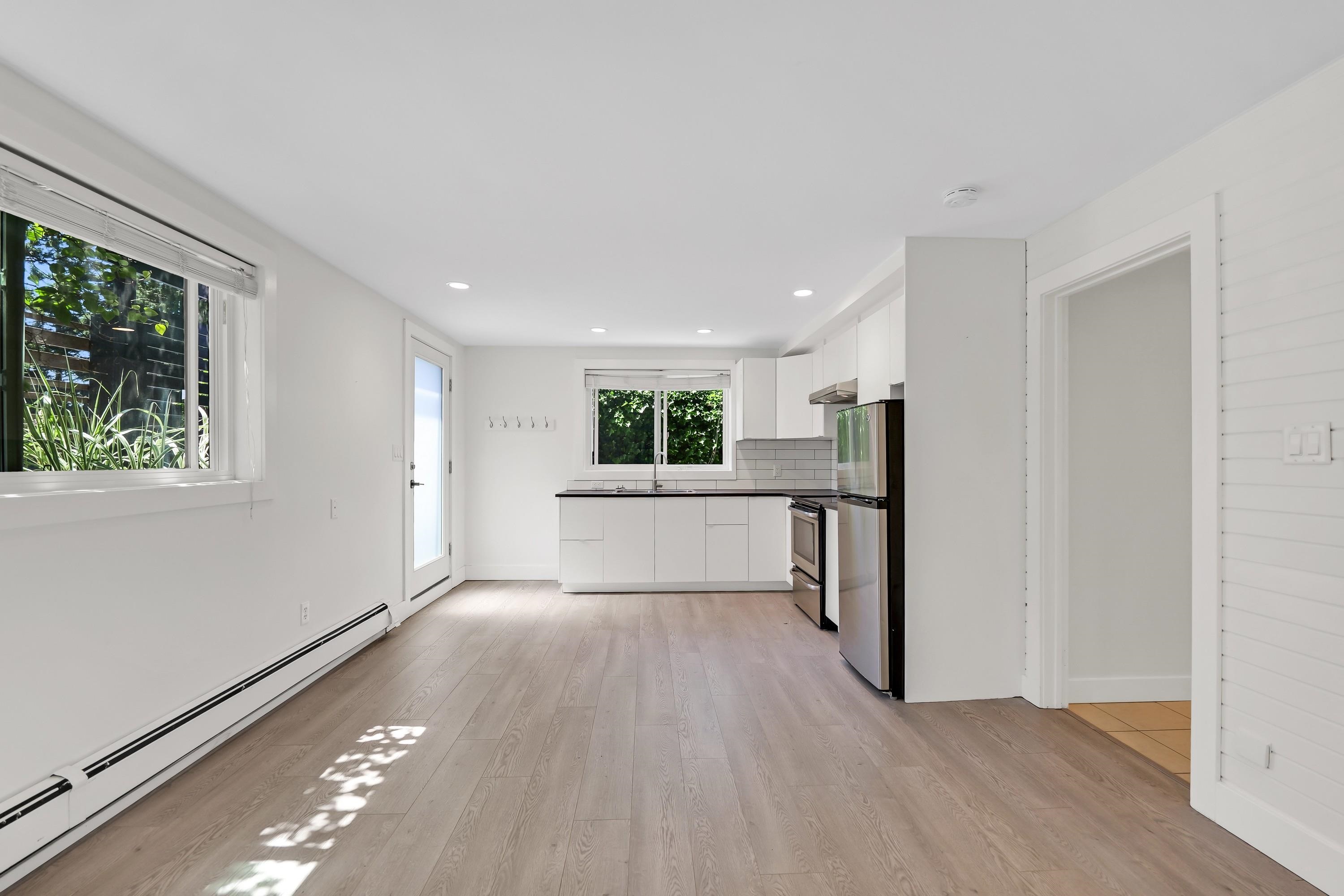 2539 JURA CRESCENT