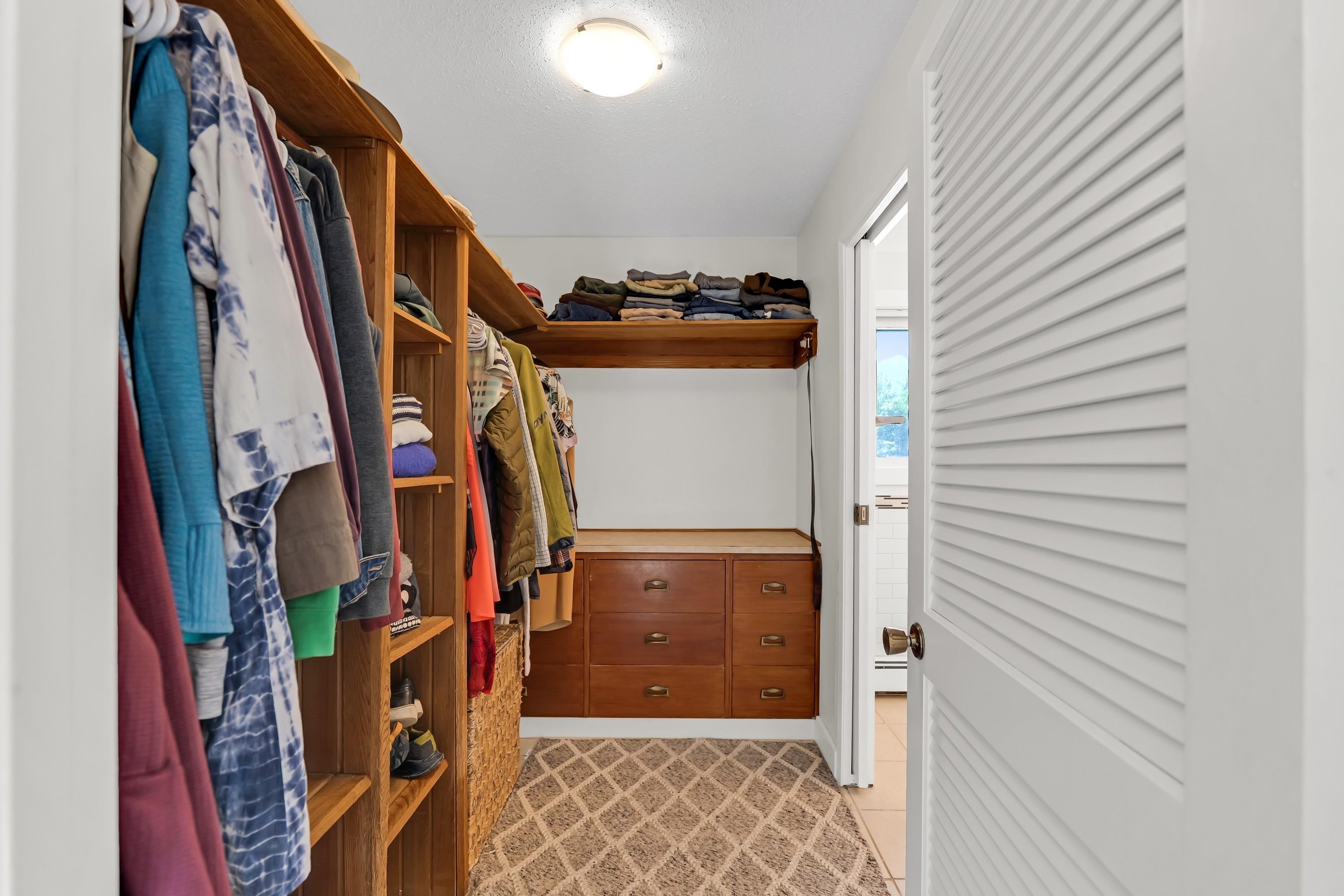 2539 JURA CRESCENT