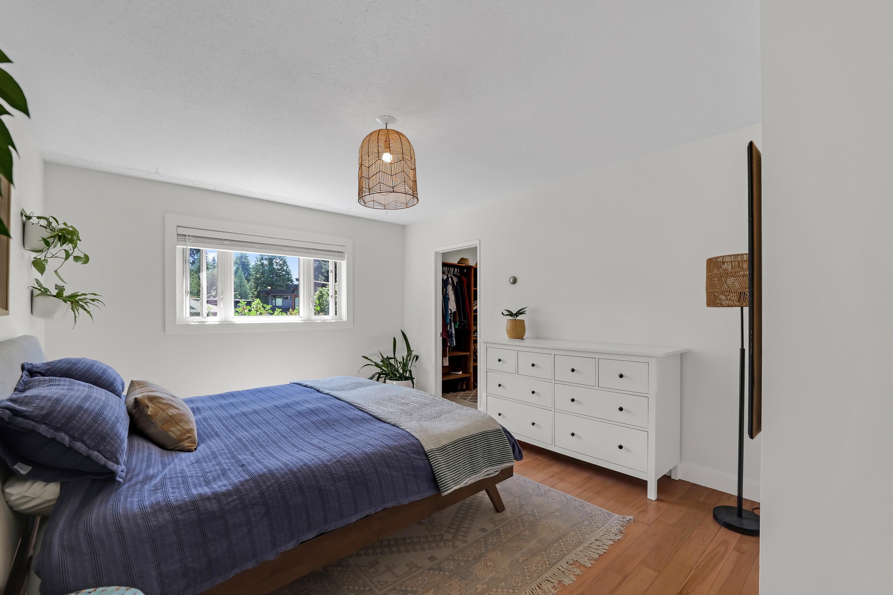 2539 JURA CRESCENT