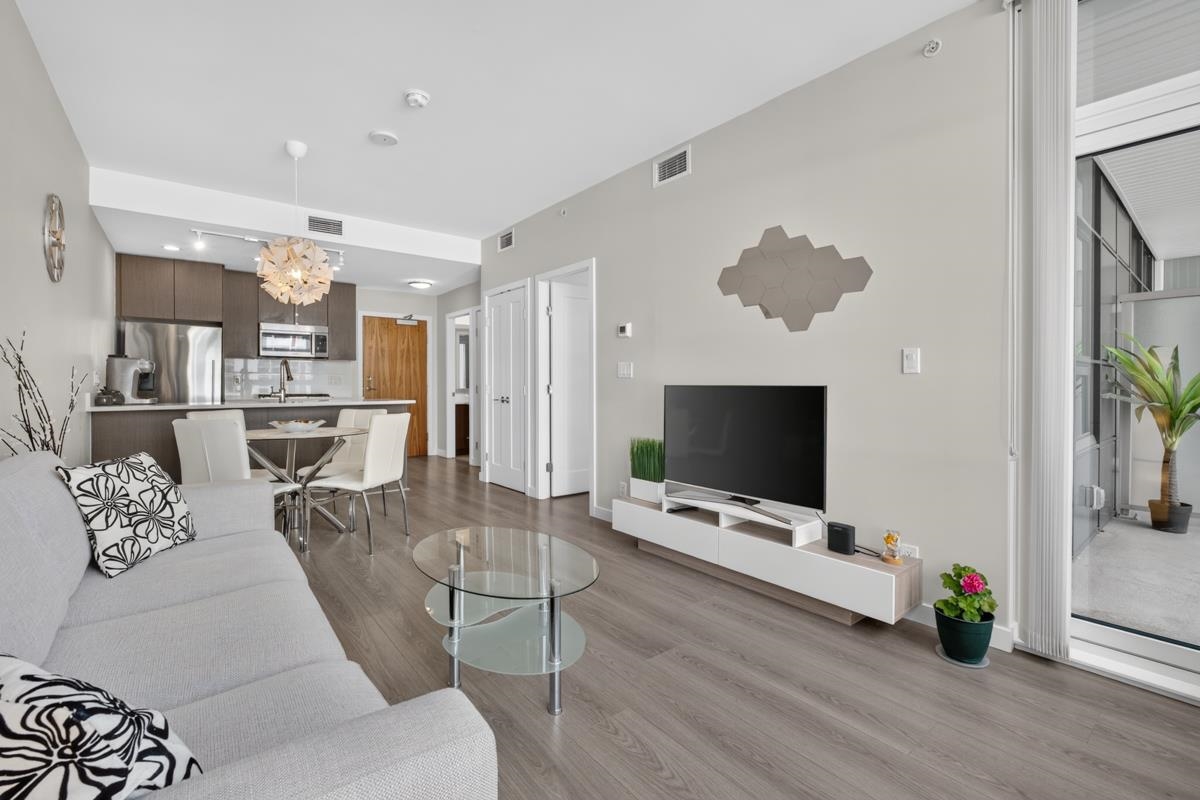 903 8699 HAZELBRIDGE WAY