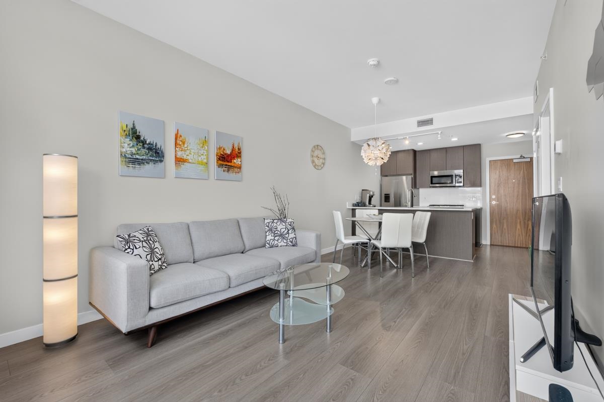 903 8699 HAZELBRIDGE WAY