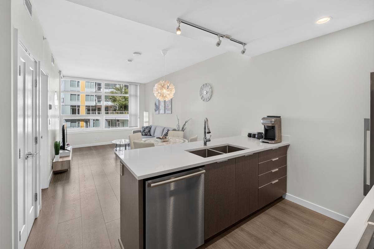 903 8699 HAZELBRIDGE WAY