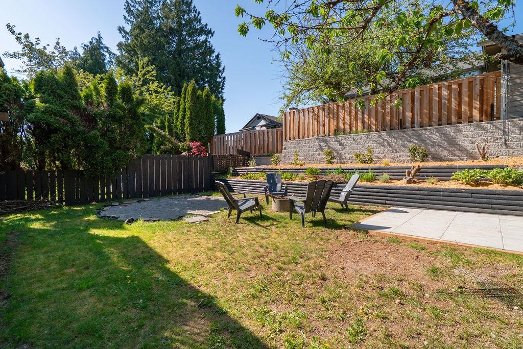 1001 POMONA WAY