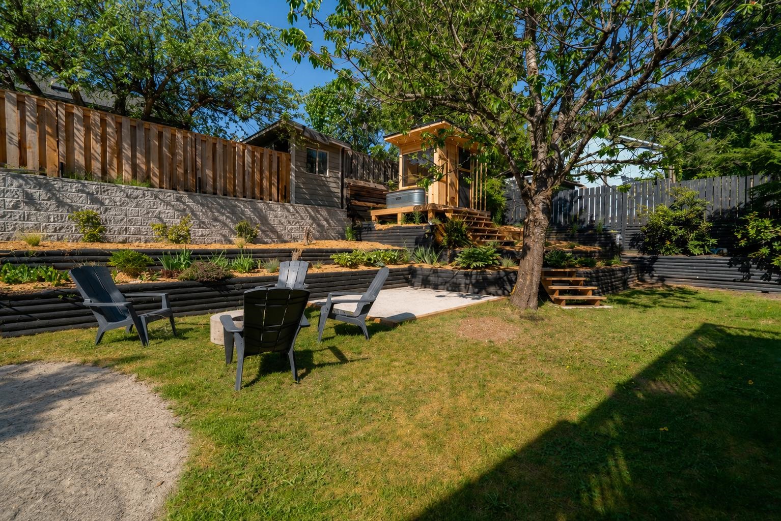 1001 POMONA WAY