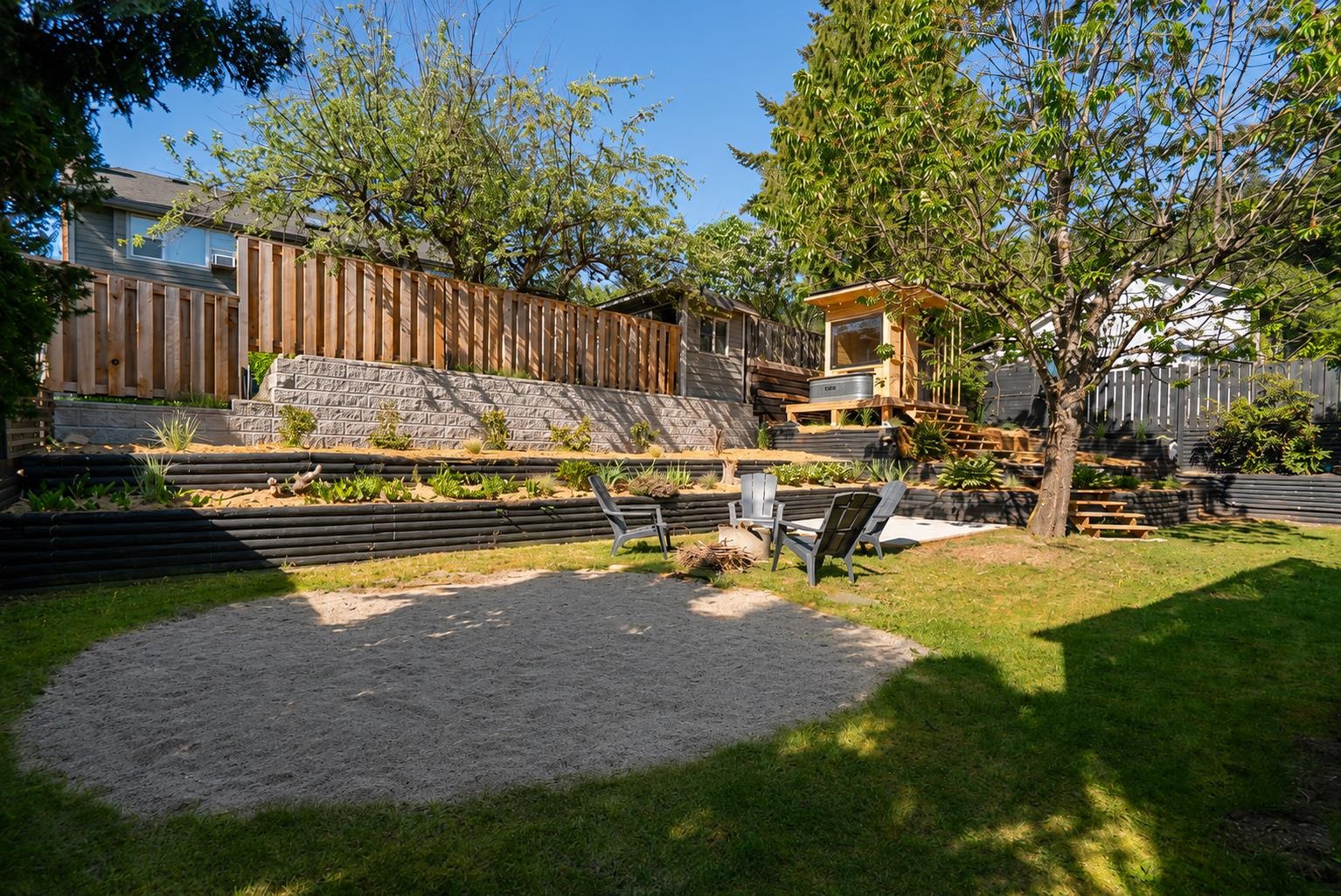 1001 POMONA WAY