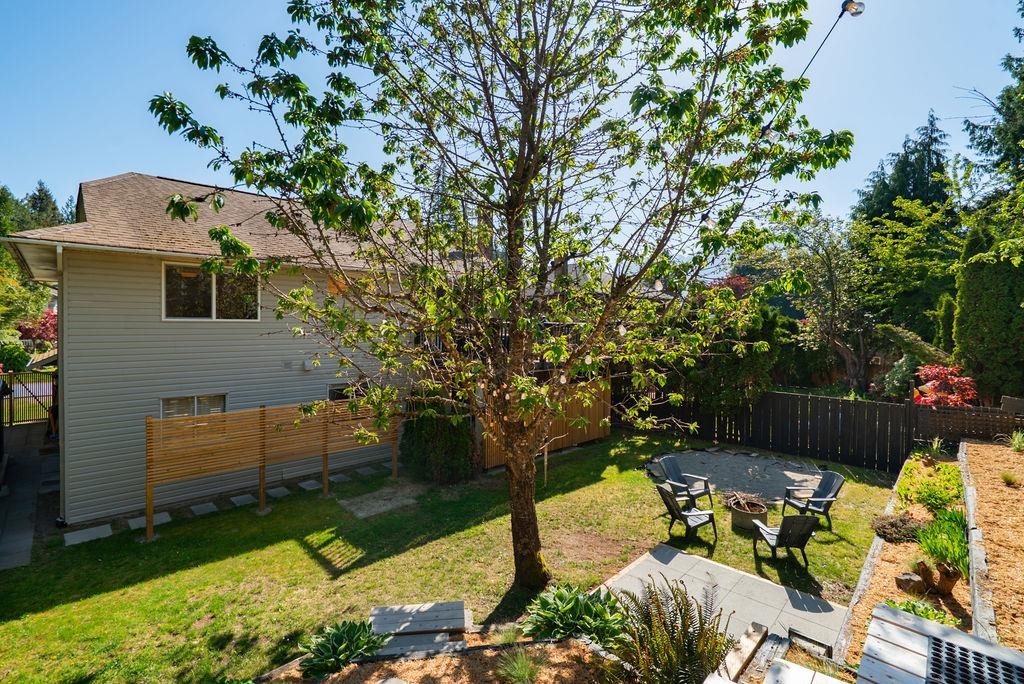1001 POMONA WAY