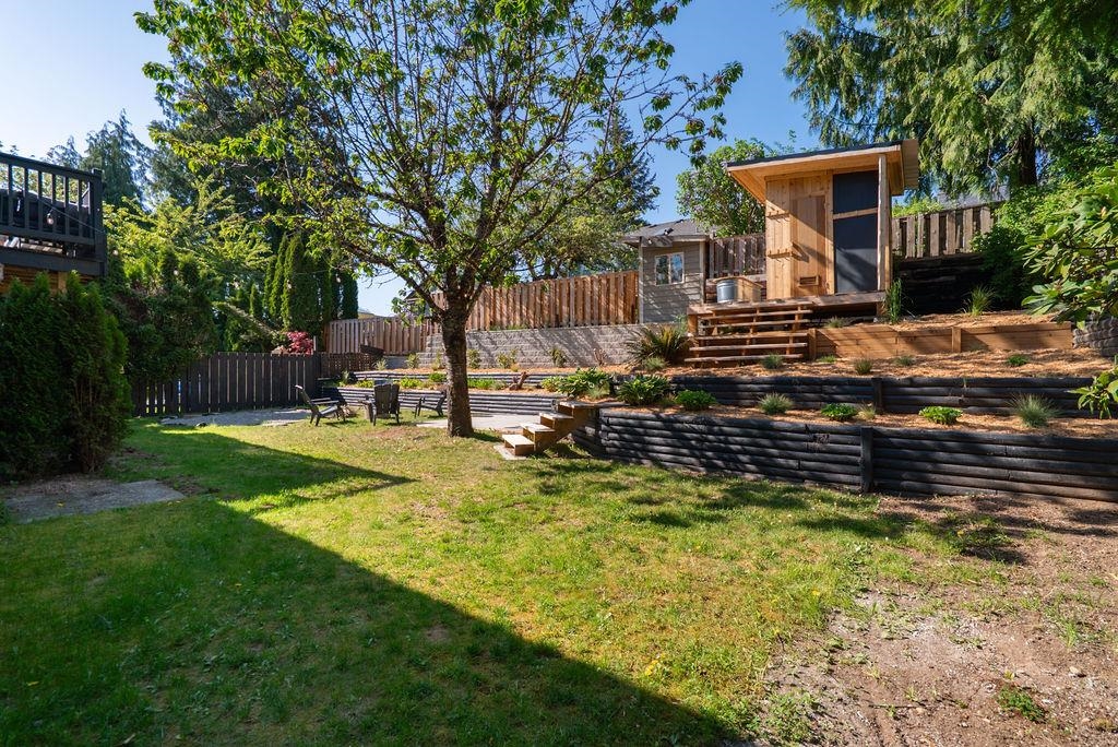 1001 POMONA WAY