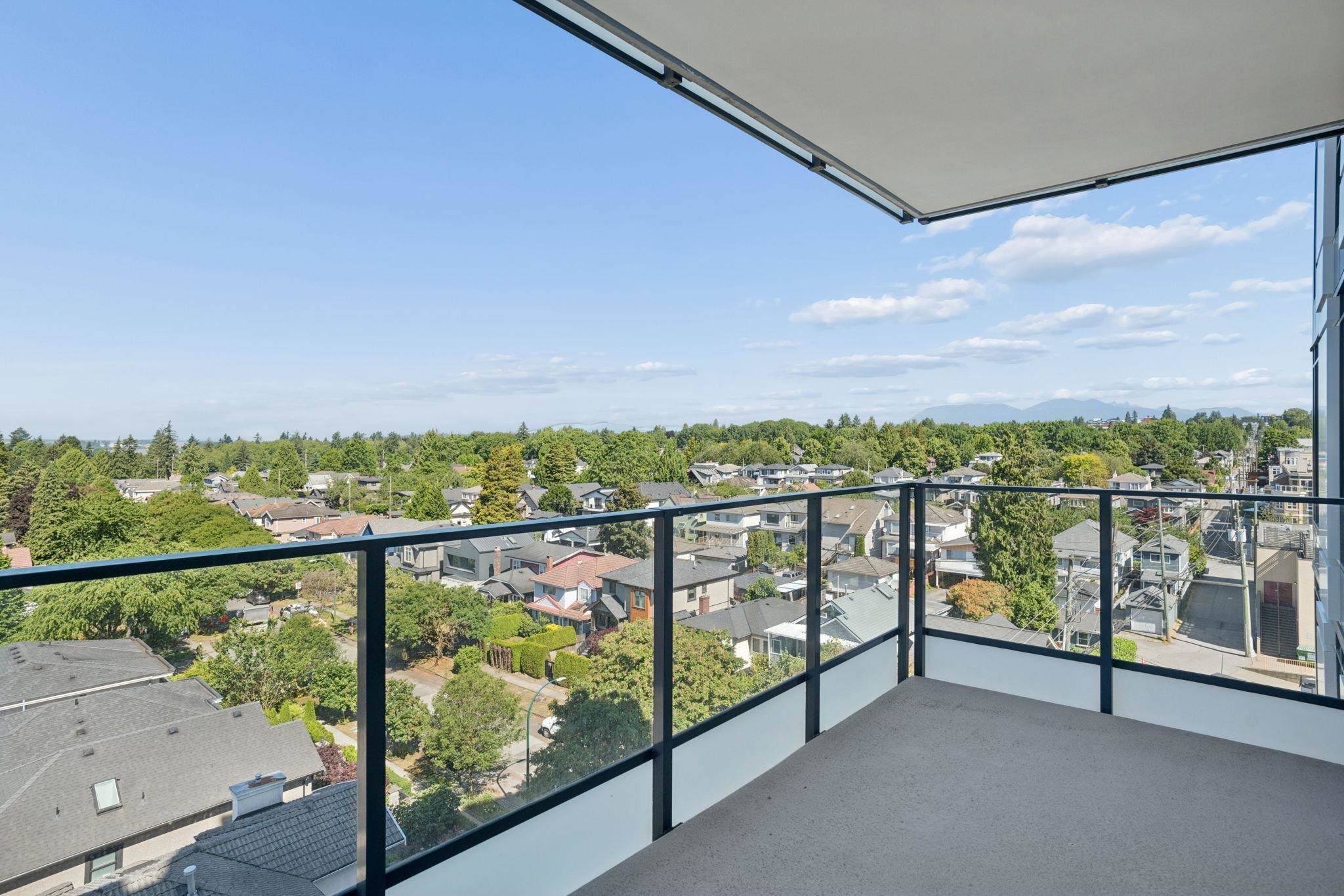 608 8415 GRANVILLE STREET