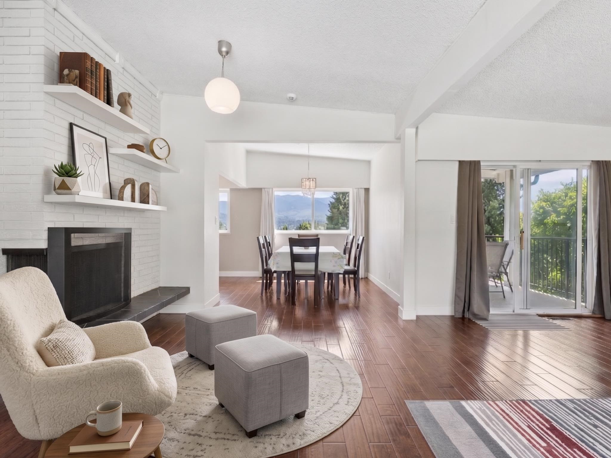 87 MUNDY STREET