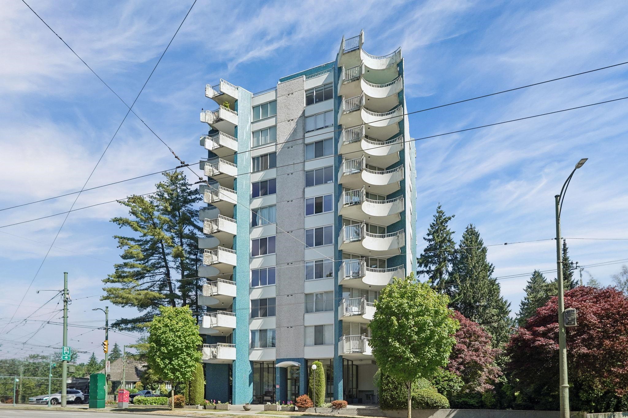 201 4691 W 10TH AVENUE