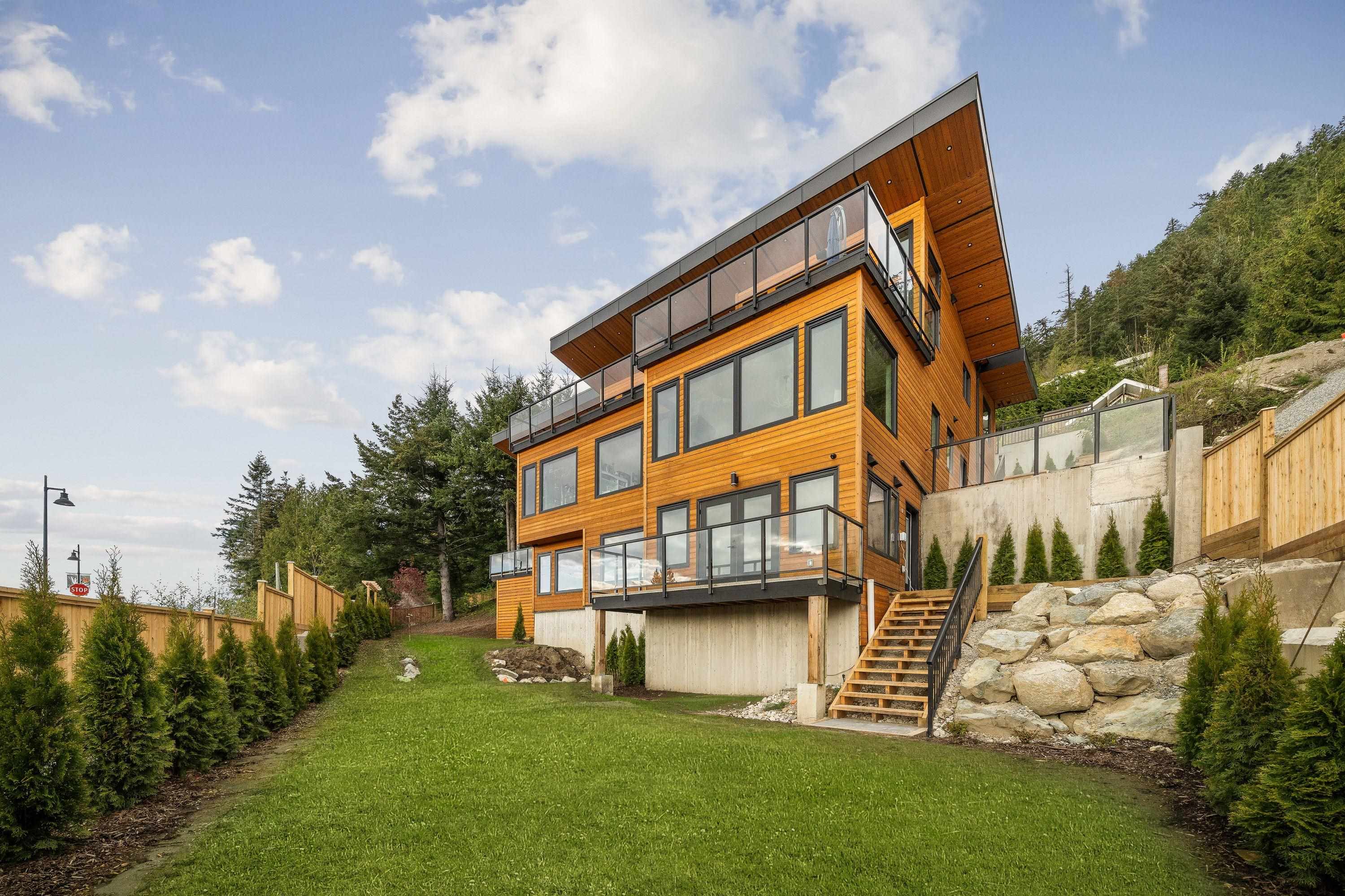 35 KELVIN GROVE WAY