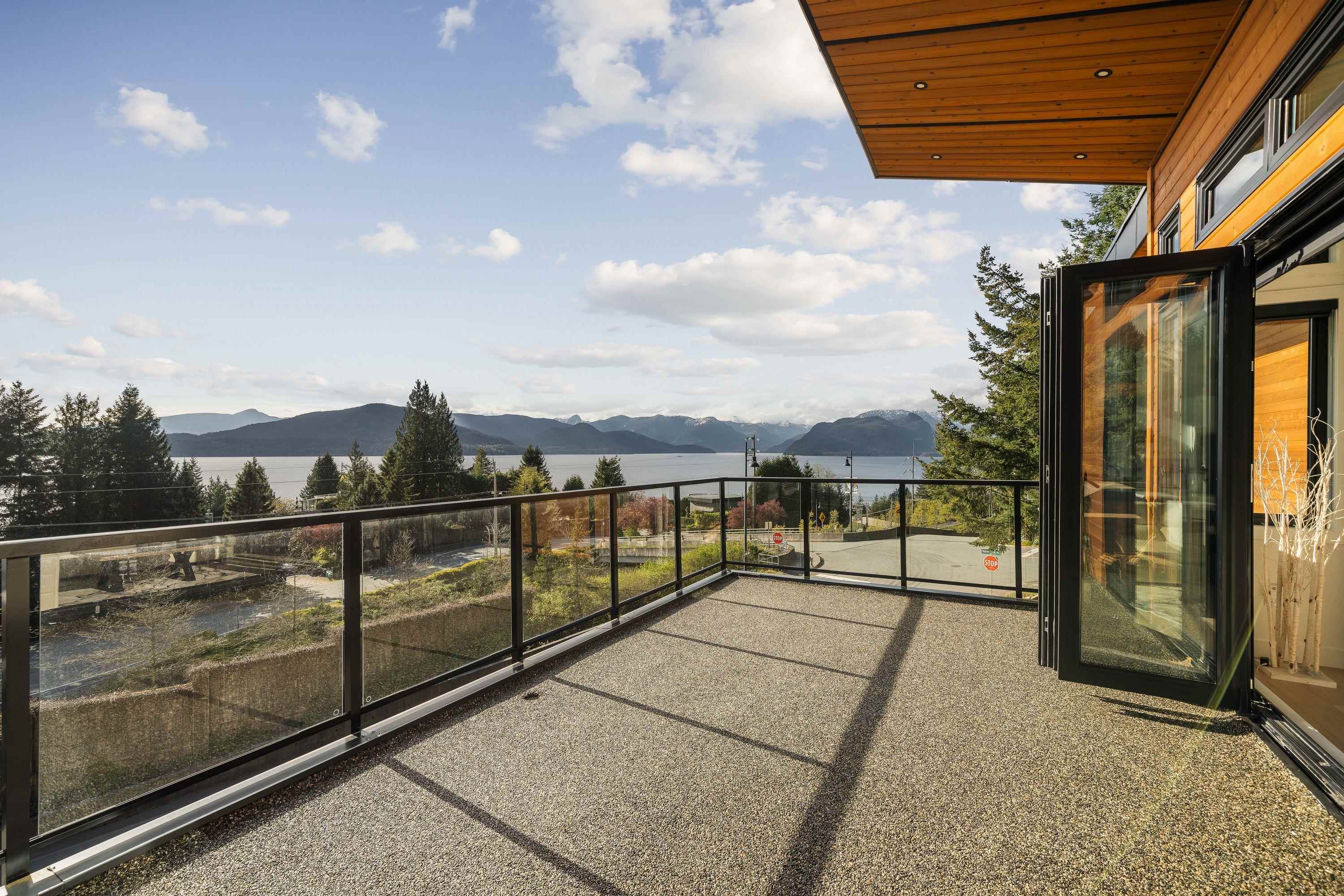 35 KELVIN GROVE WAY
