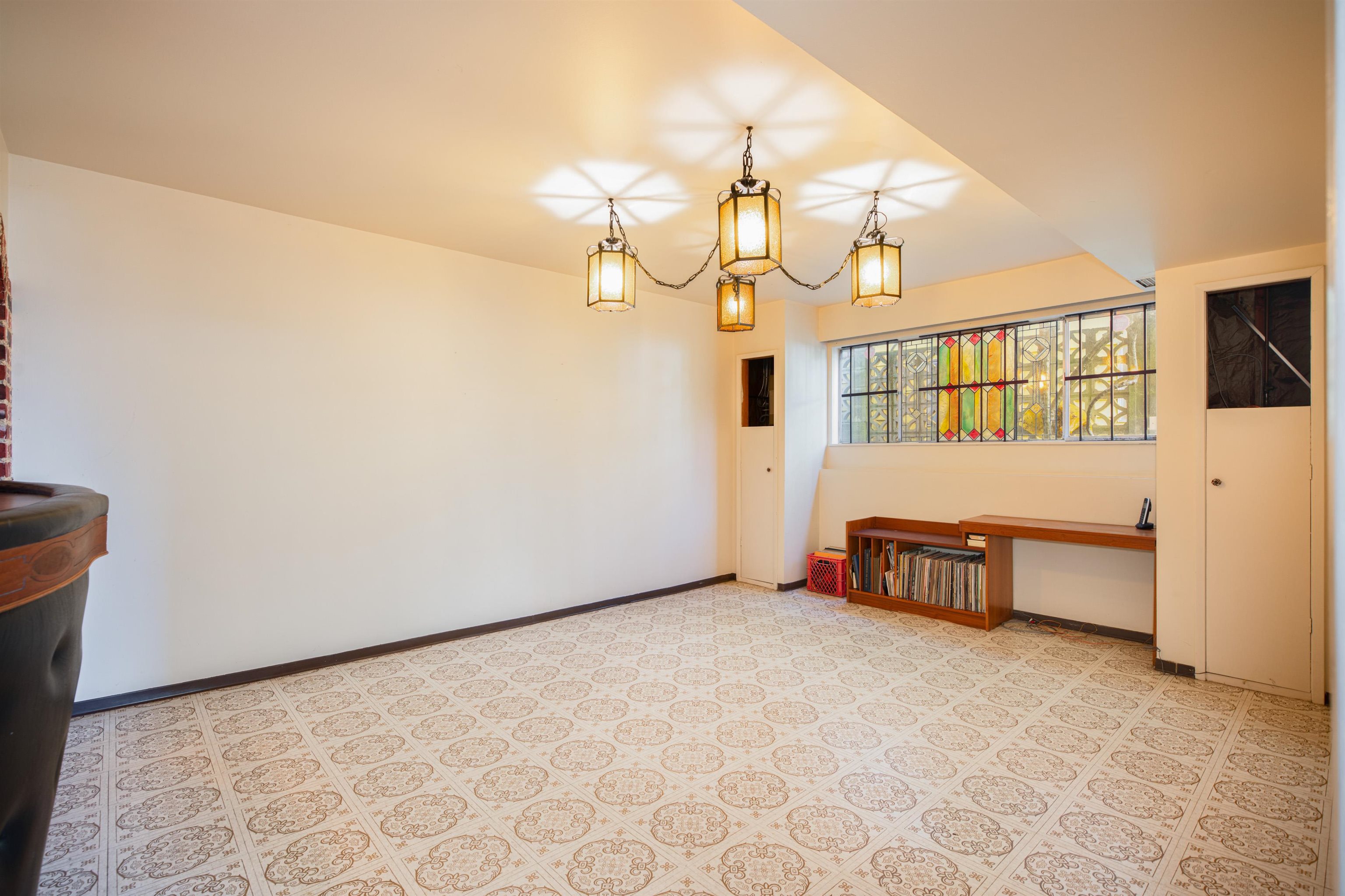 2321 HARRISON DRIVE