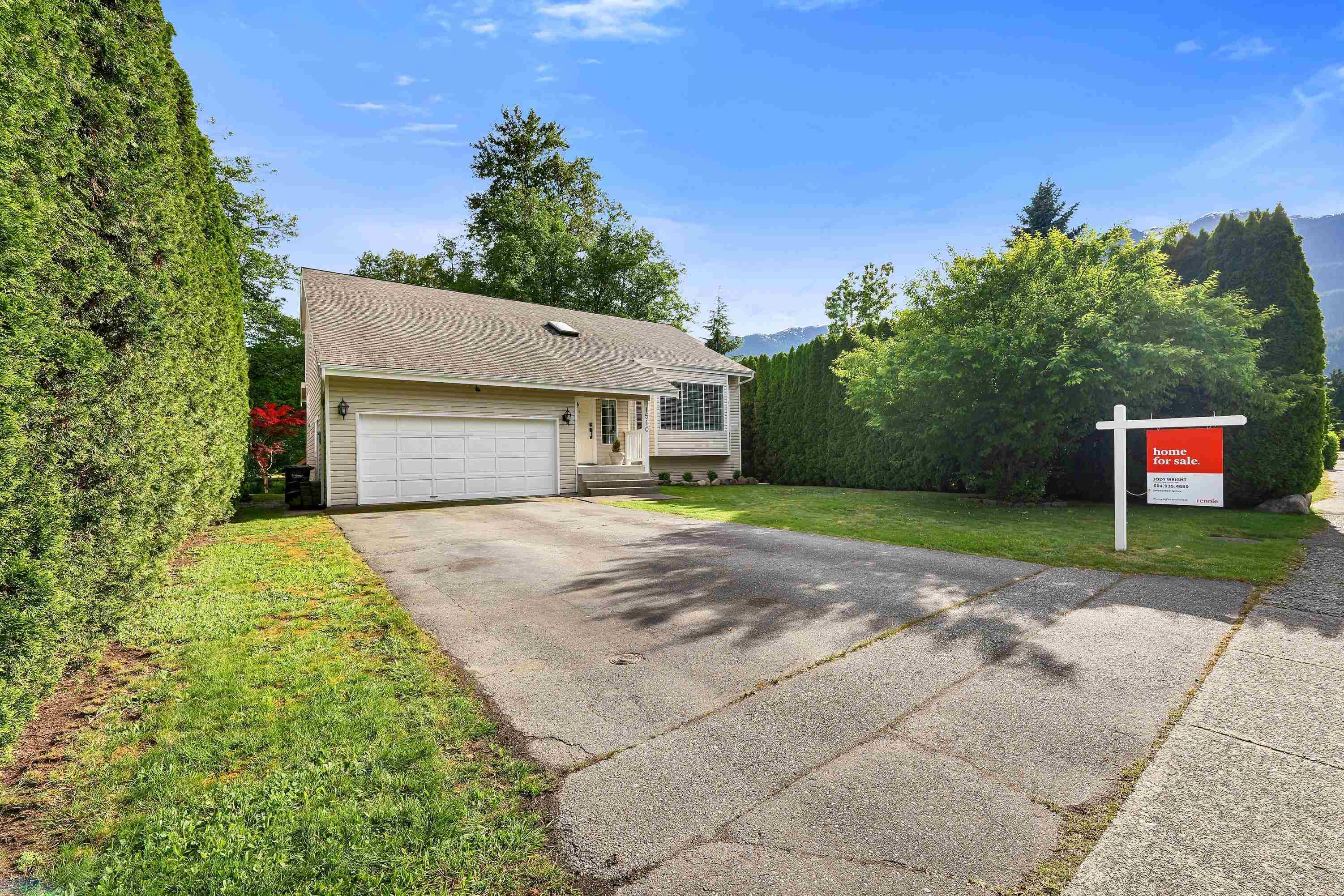 1510 MACDONALD PLACE