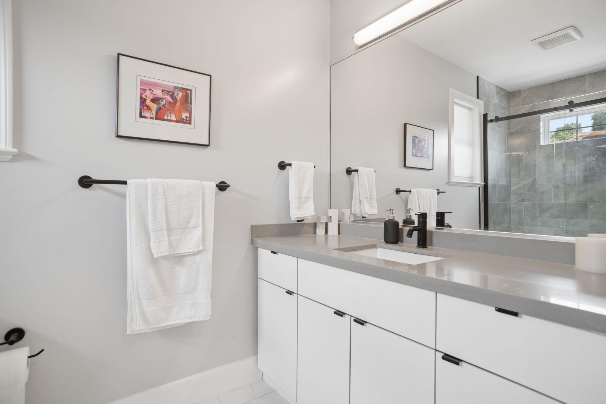 2808 WALL STREET