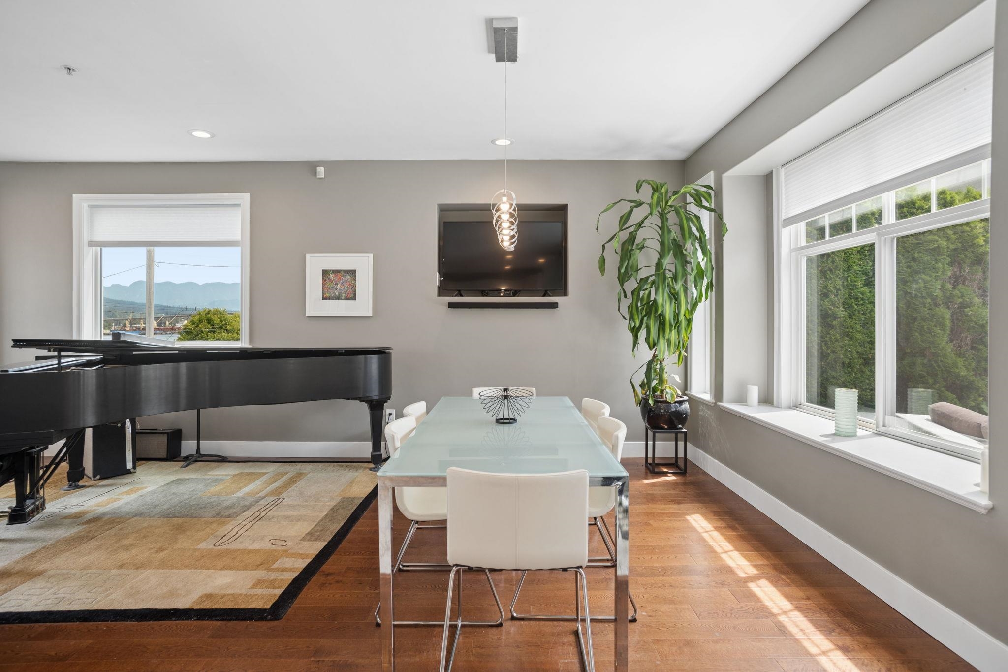 2808 WALL STREET