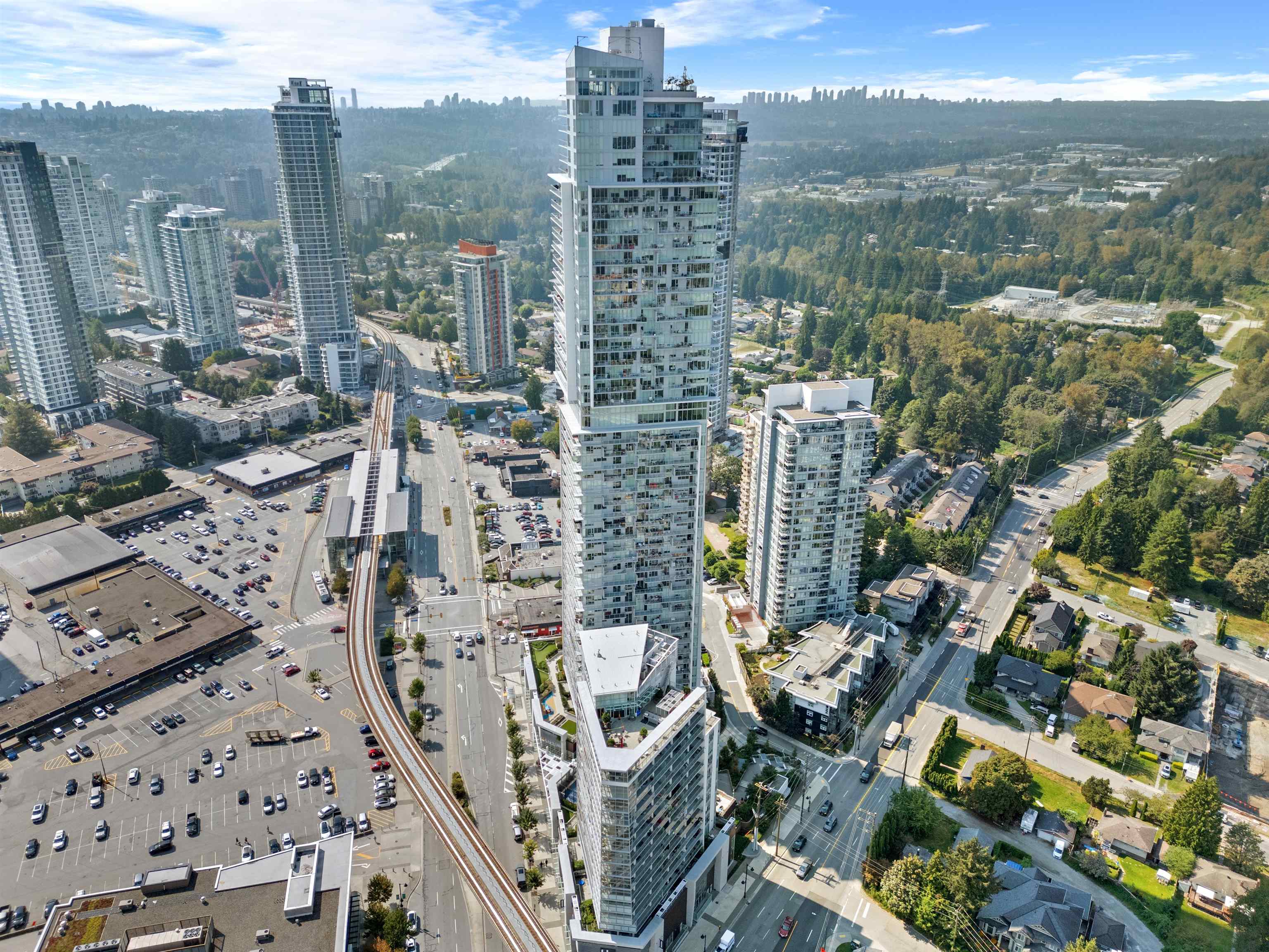 1307 567 CLARKE ROAD