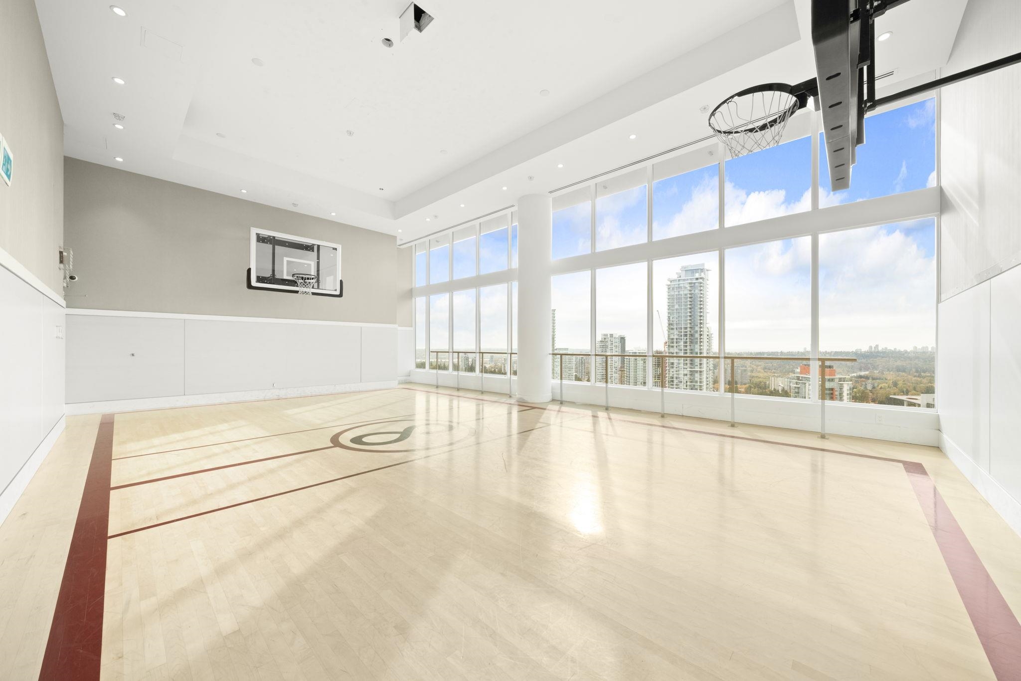 1307 567 CLARKE ROAD
