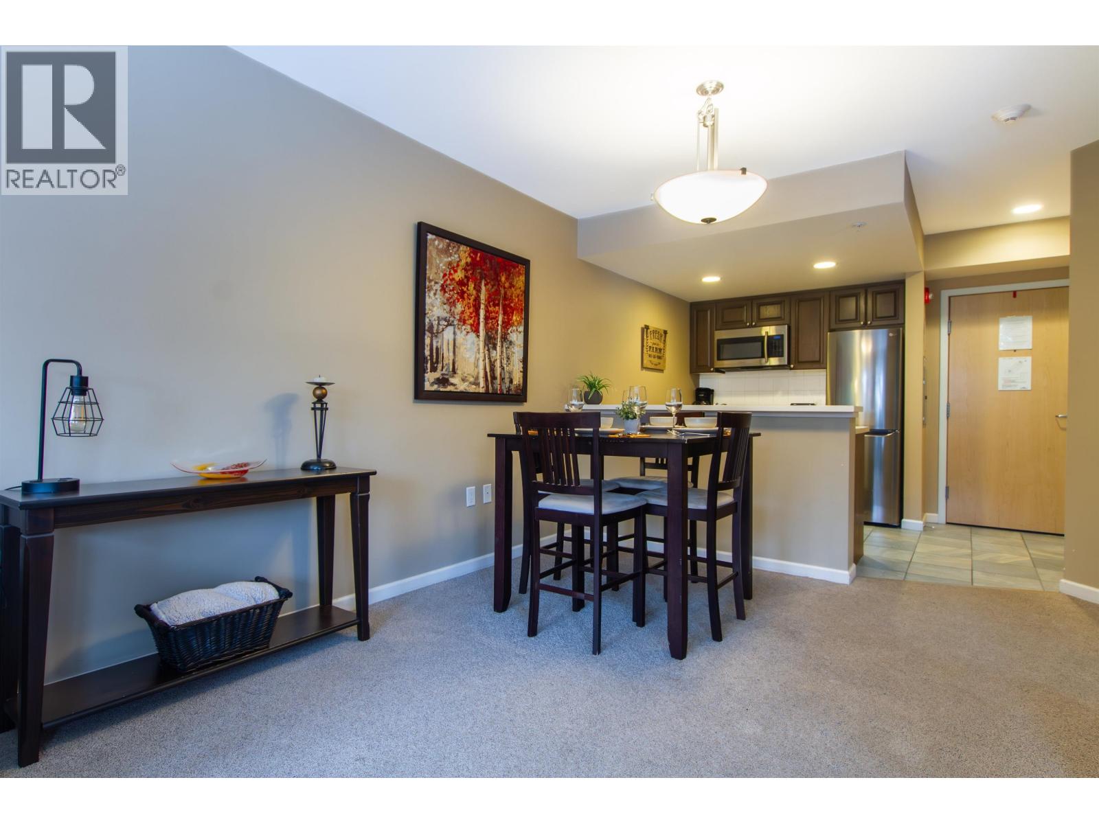 216 4338 MAIN STREET