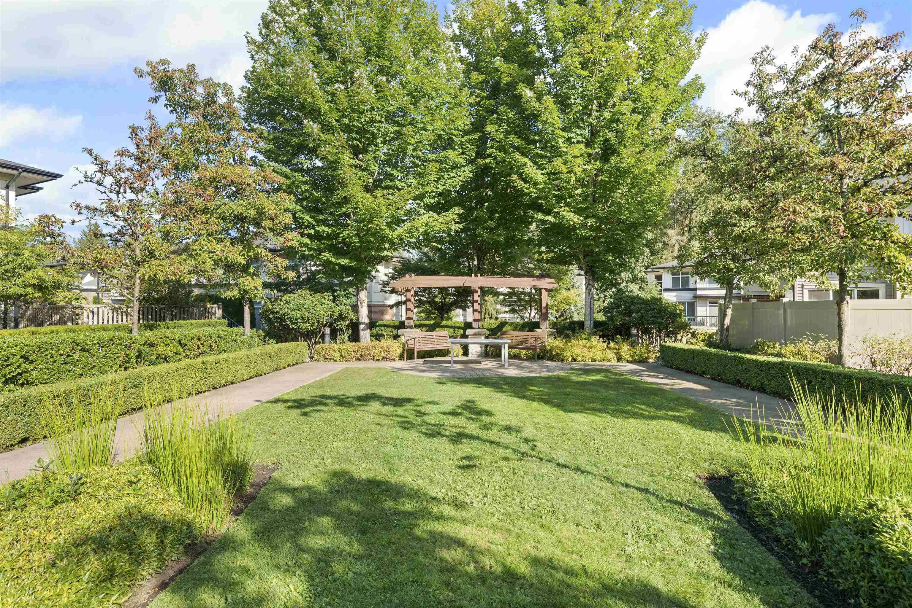 2801 3093 WINDSOR GATE