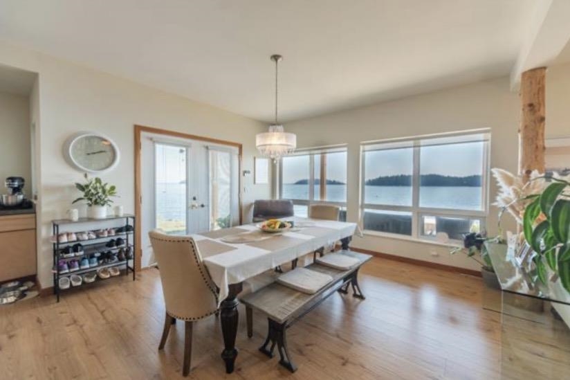 6655 SUNSHINE COAST HIGHWAY