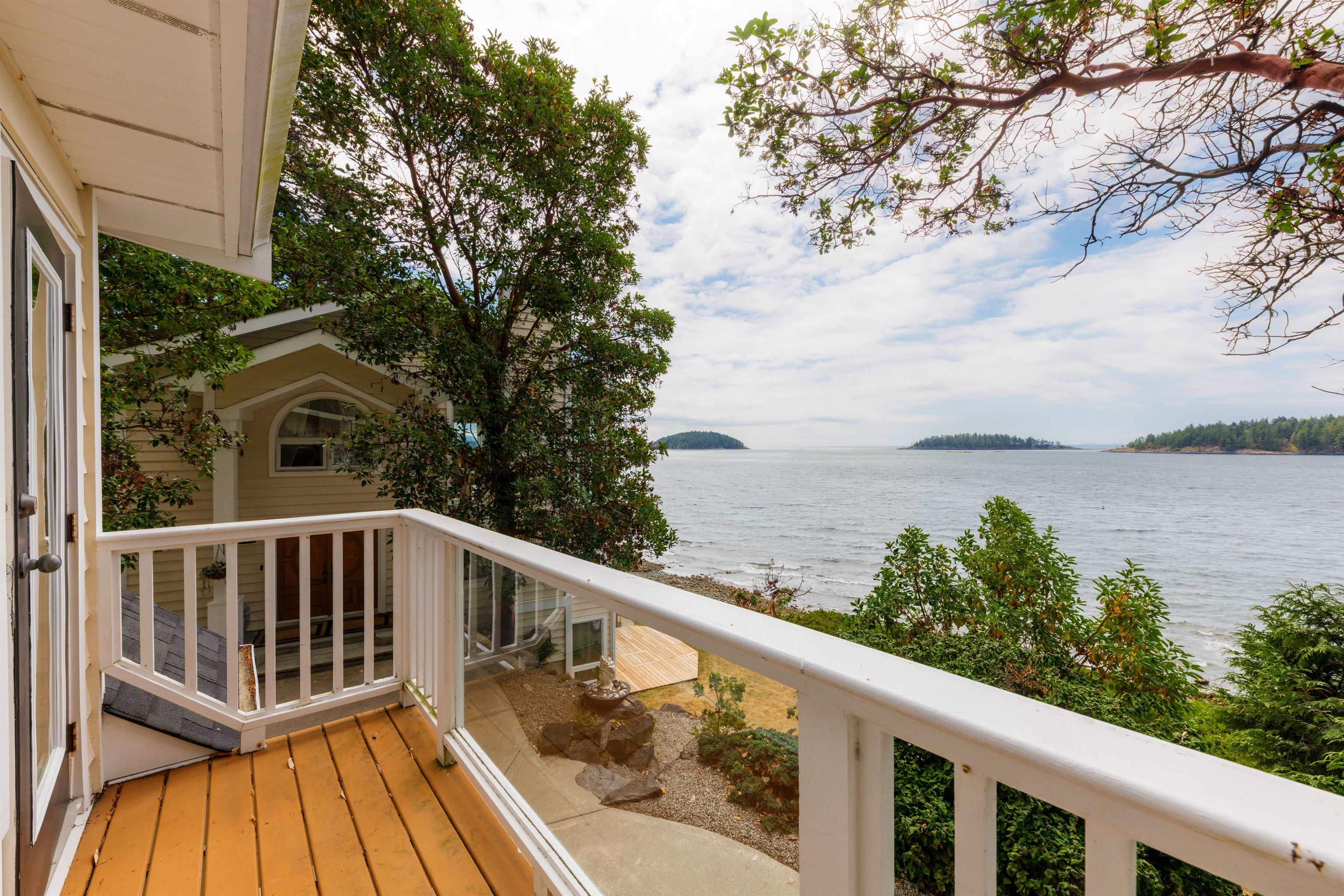6655 SUNSHINE COAST HIGHWAY