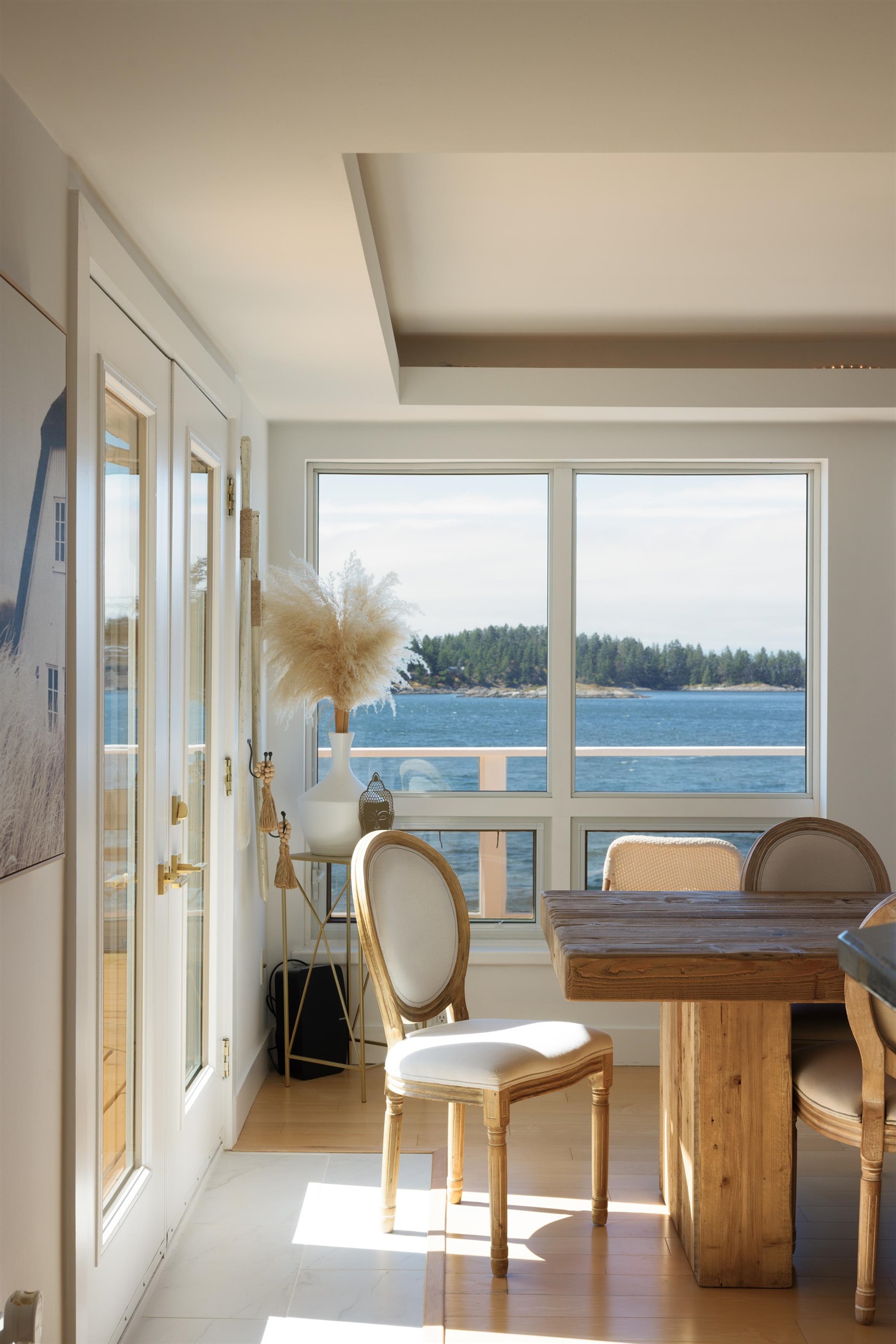 6655 SUNSHINE COAST HIGHWAY