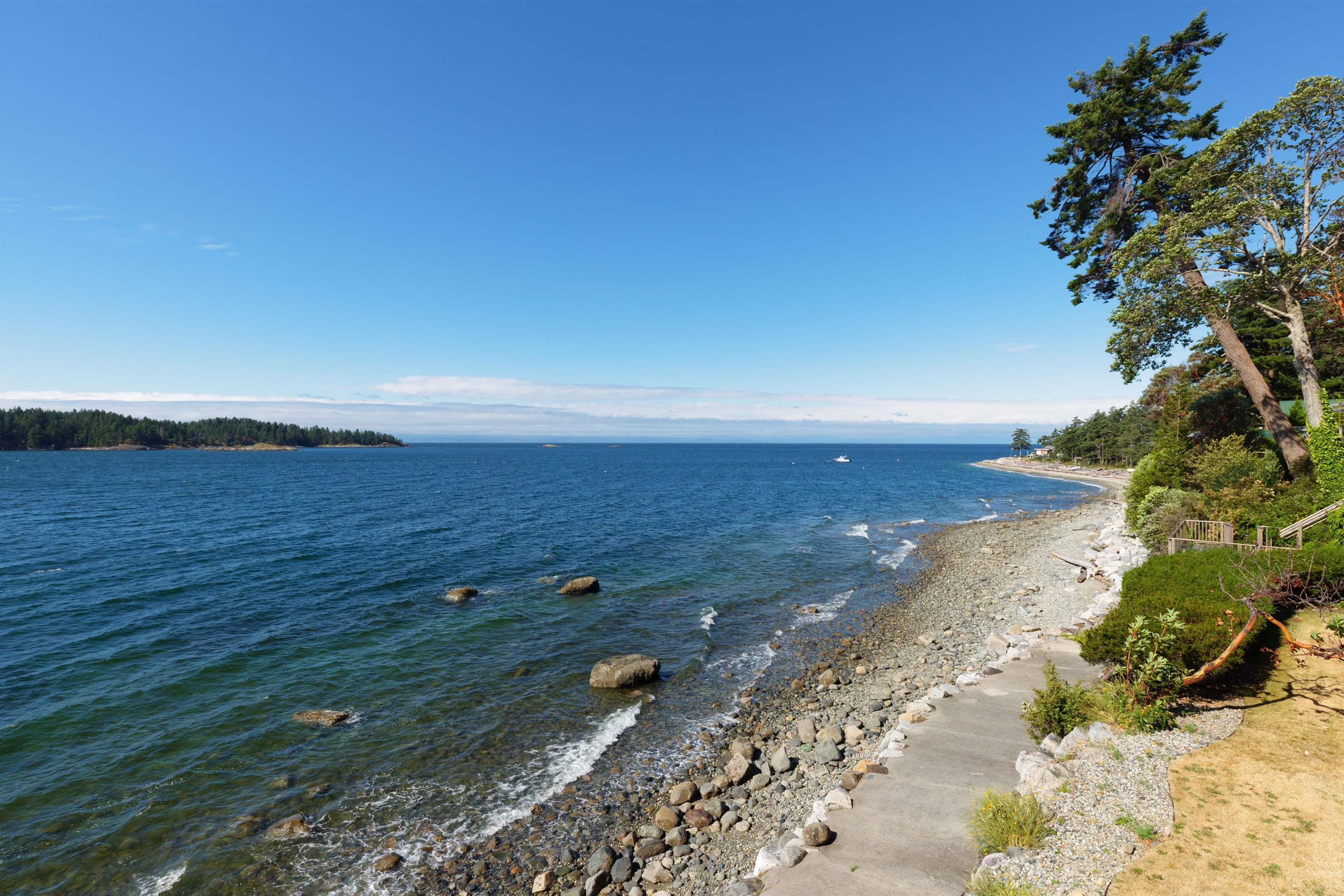 6655 SUNSHINE COAST HIGHWAY
