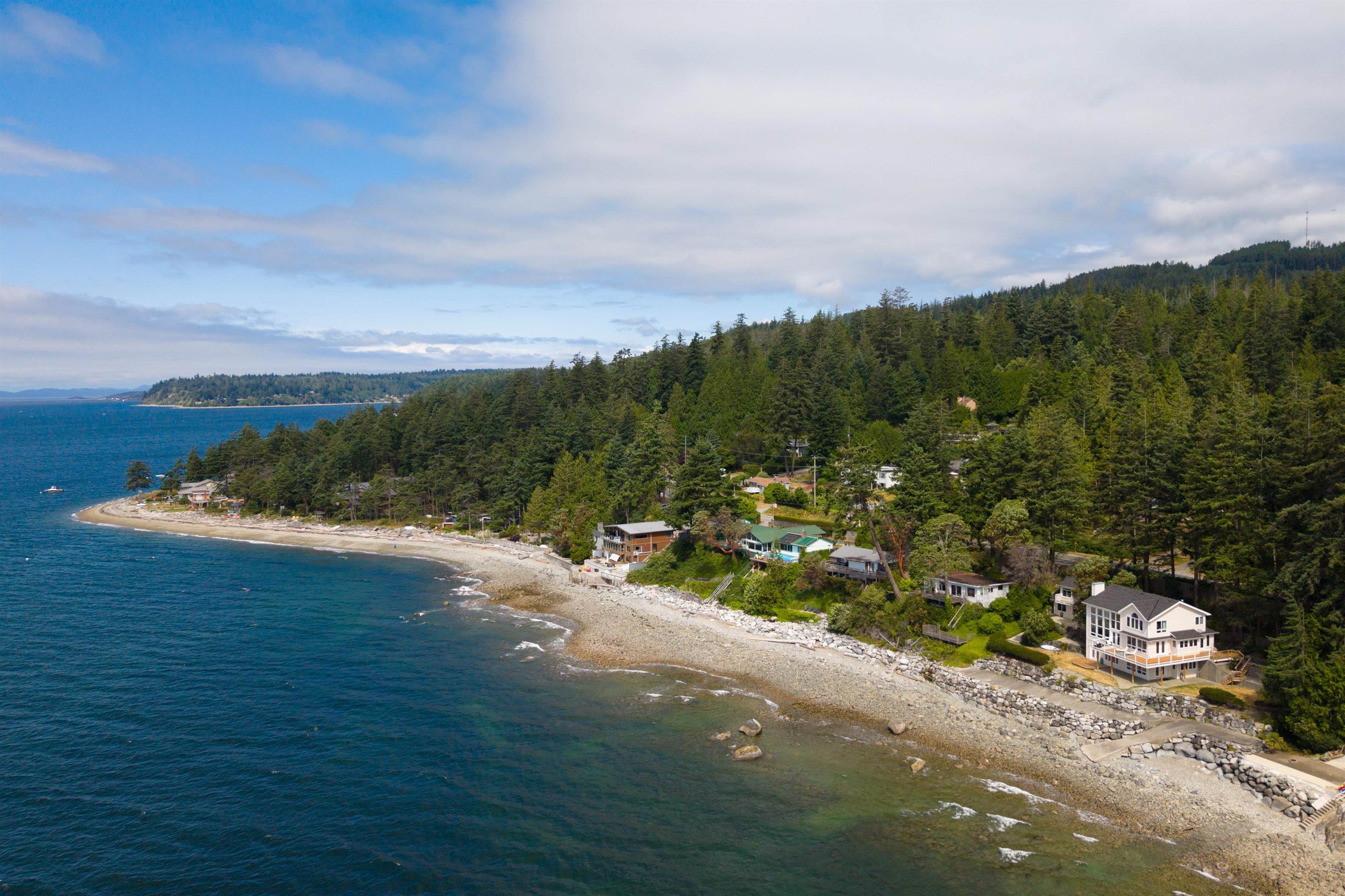 6655 SUNSHINE COAST HIGHWAY