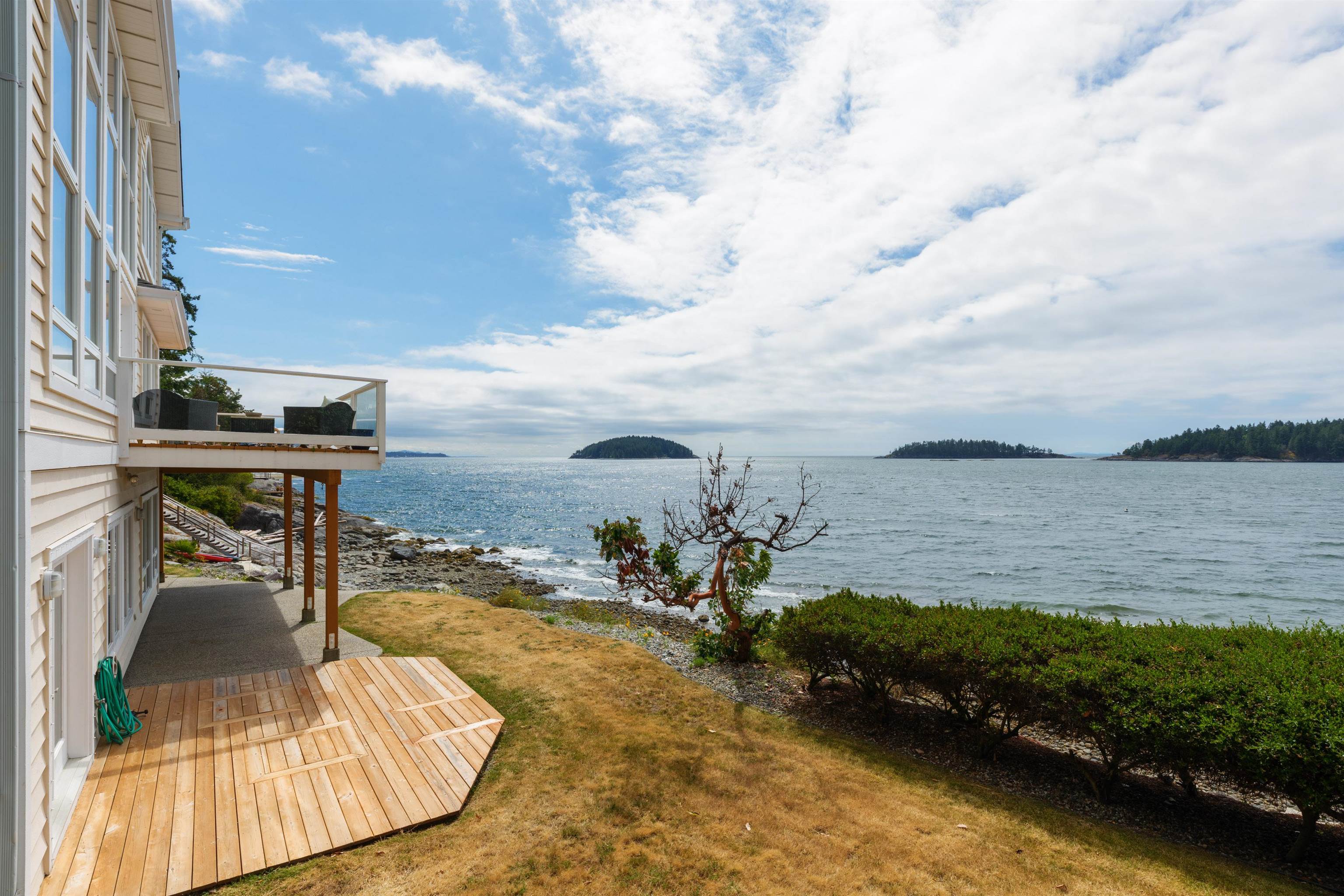 6655 SUNSHINE COAST HIGHWAY
