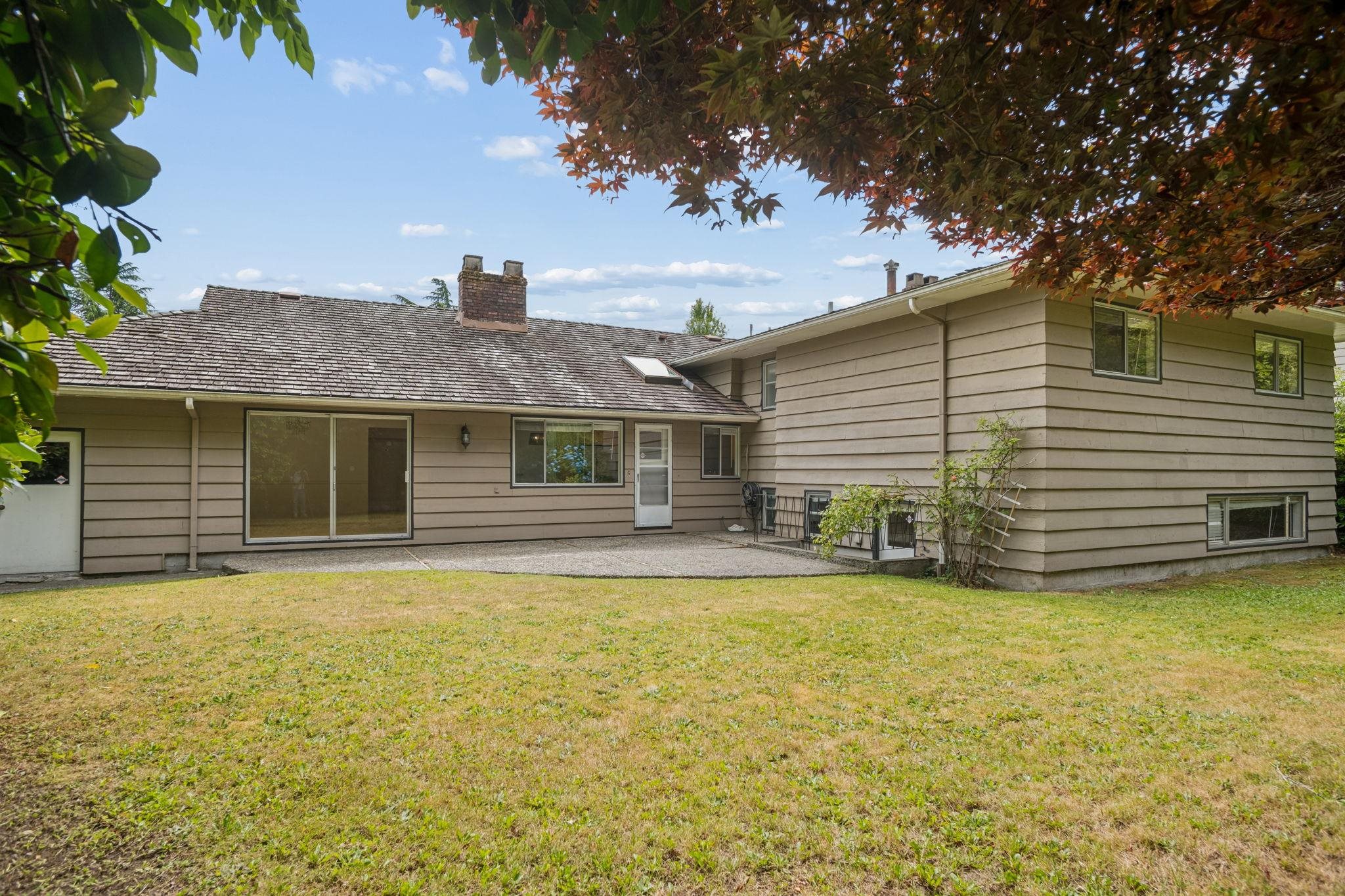 1211 CHARTWELL DRIVE