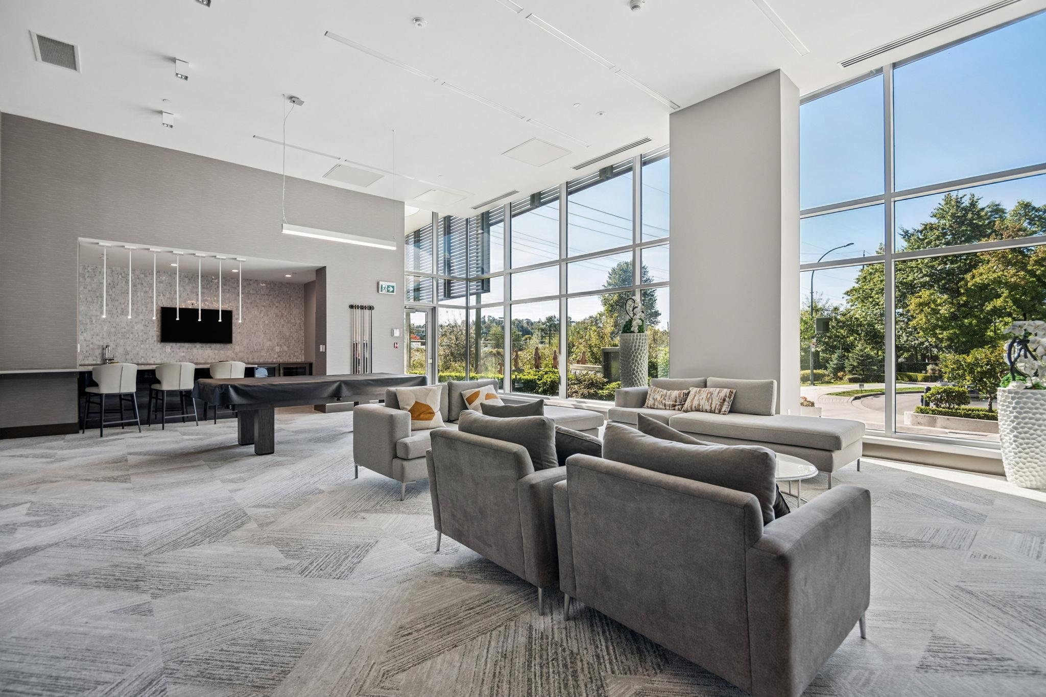 605 2388 MADISON AVENUE