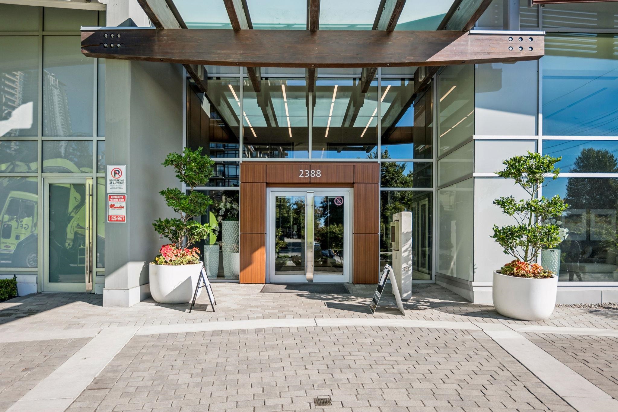 605 2388 MADISON AVENUE