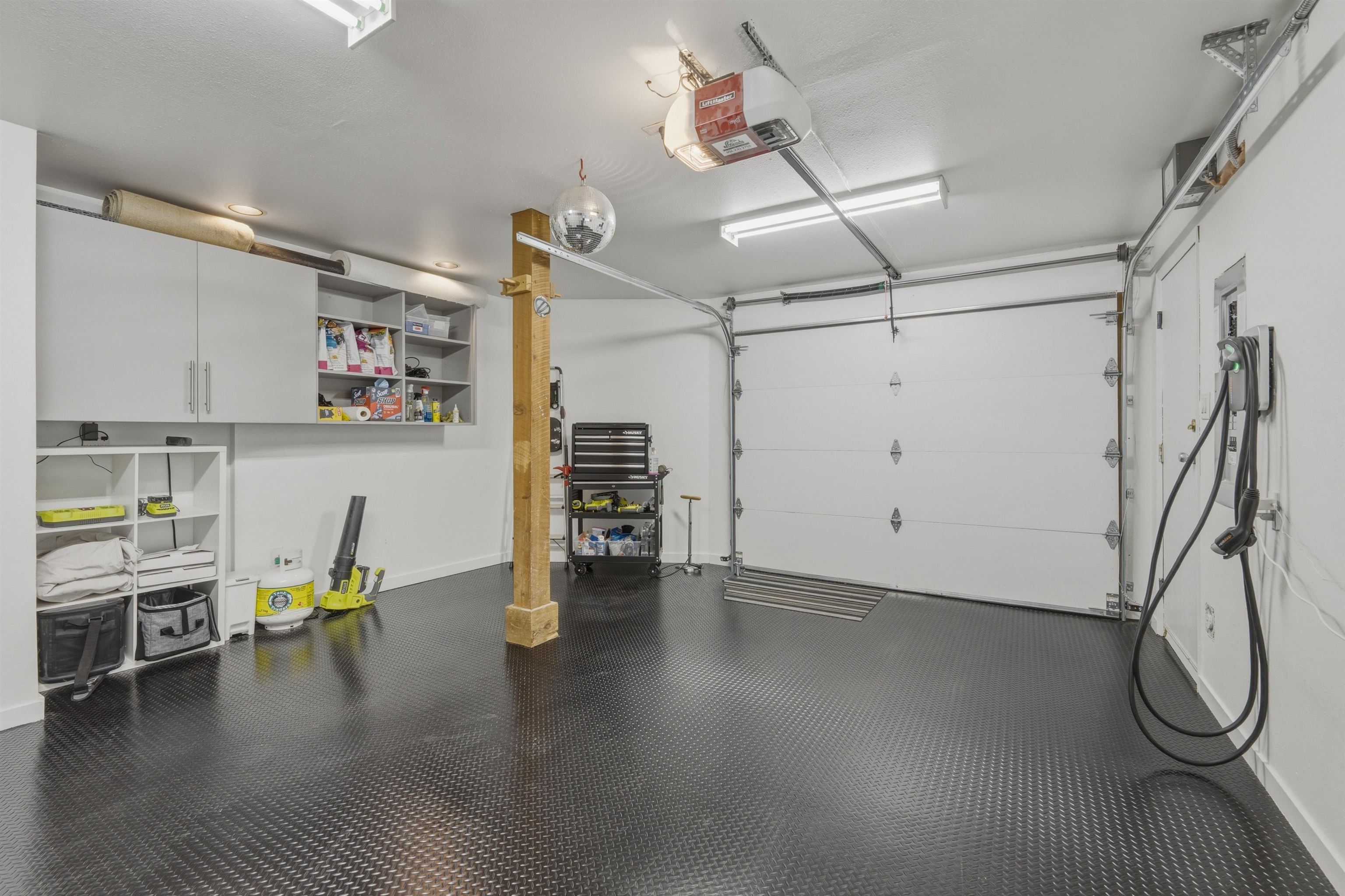 2223 ASPEN DRIVE