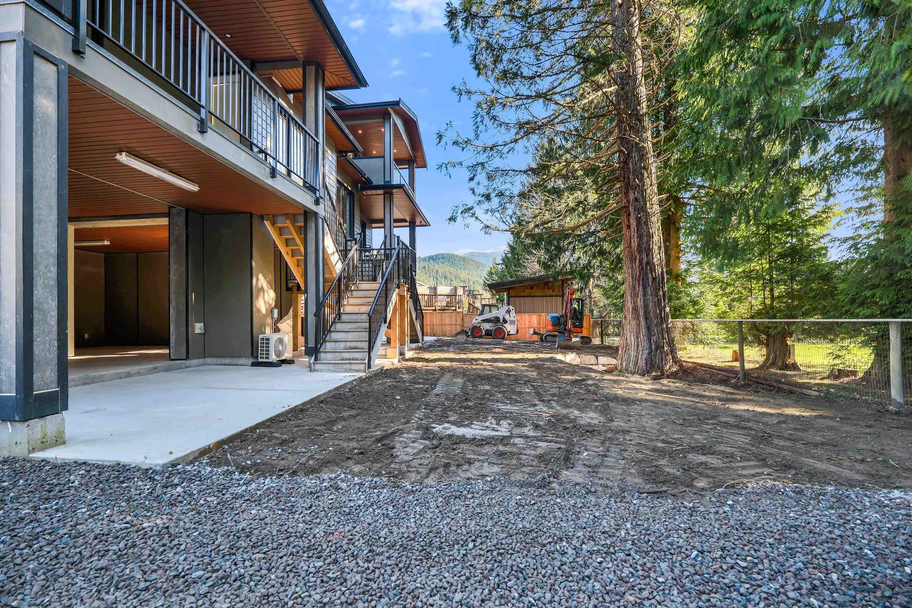 1352 JUDD ROAD
