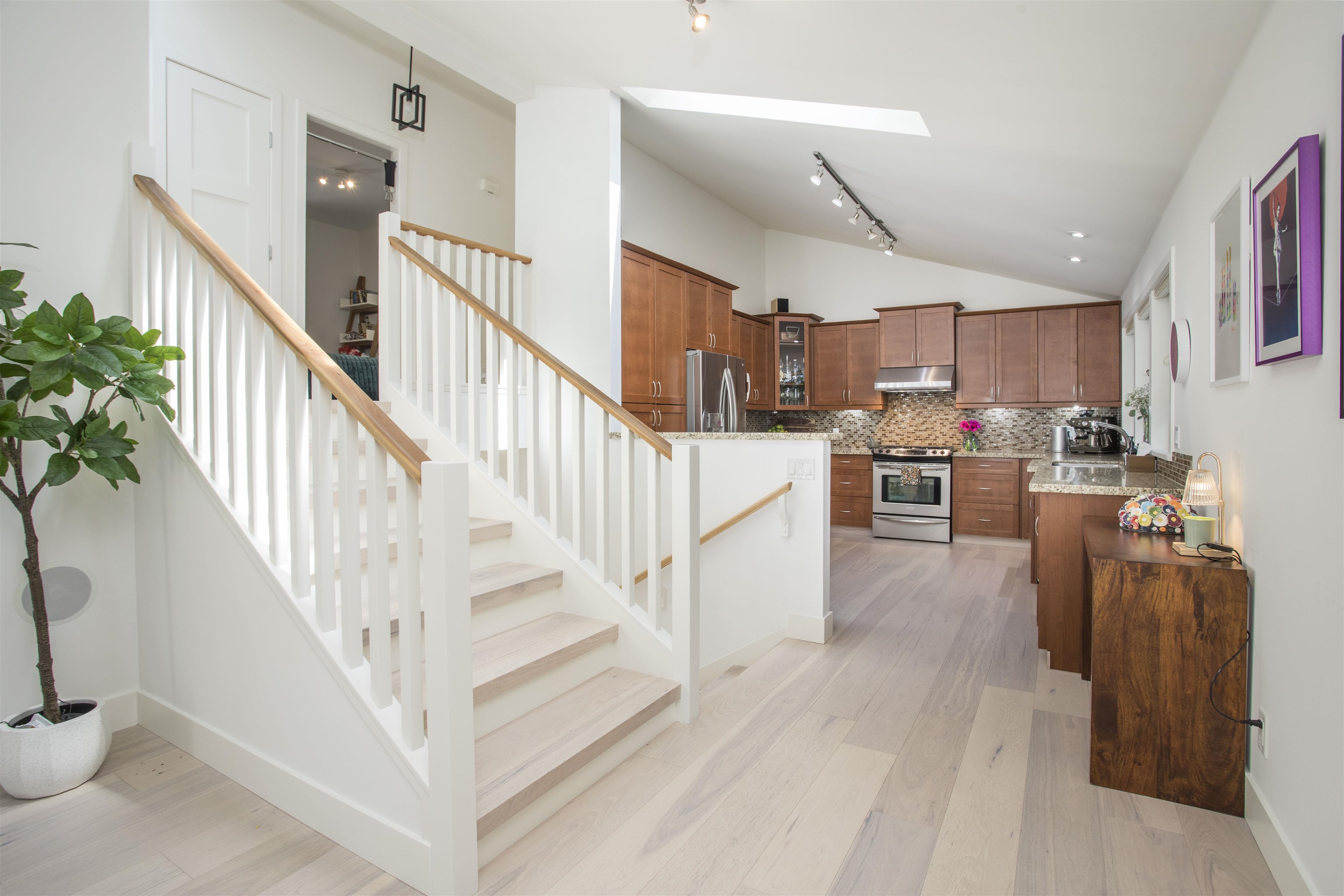 5770 PRIMROSE PLACE