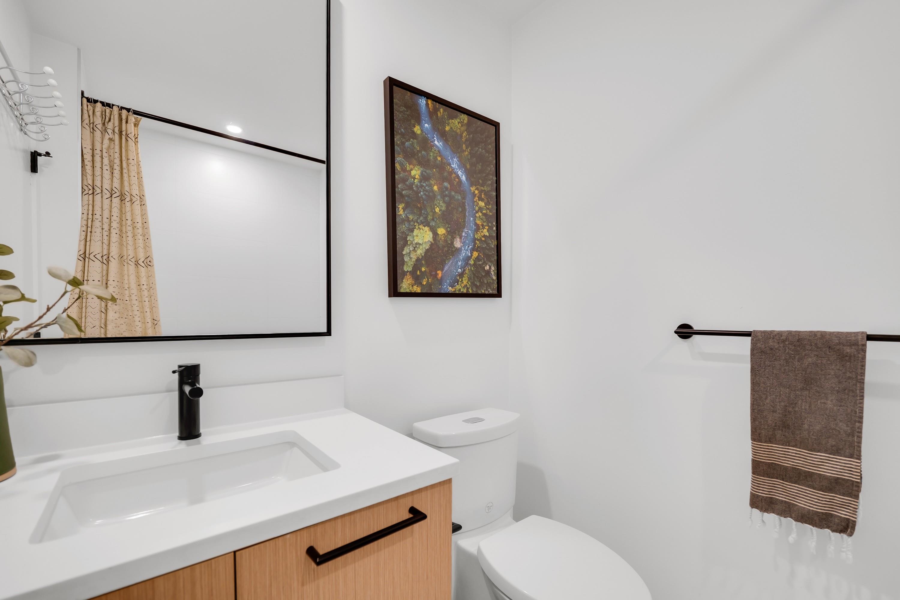 1379 MARINASIDE PLACE